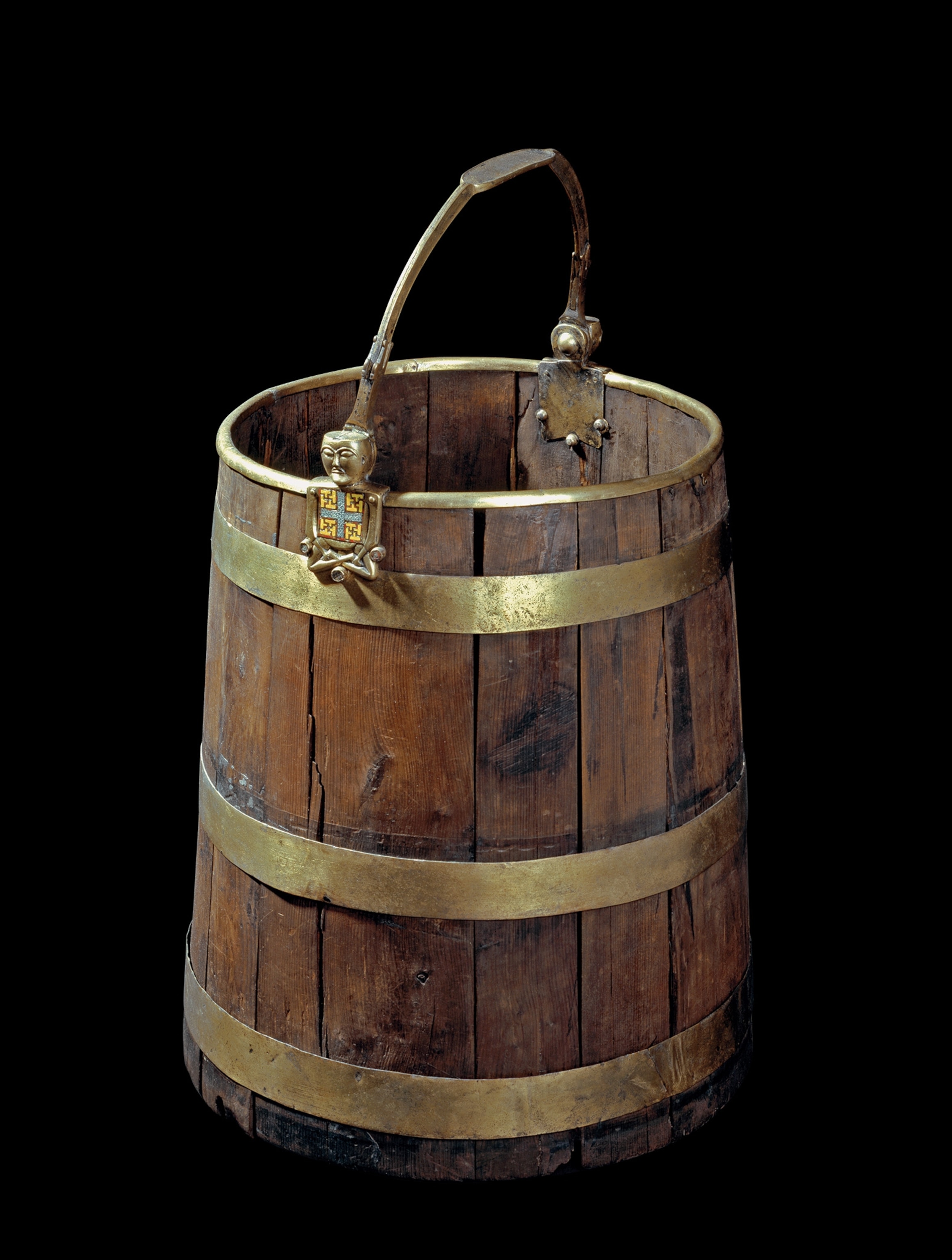 Many kitchenwares were found at the excavation site, including the so-called Buddha bucket that may have originated in Ireland.