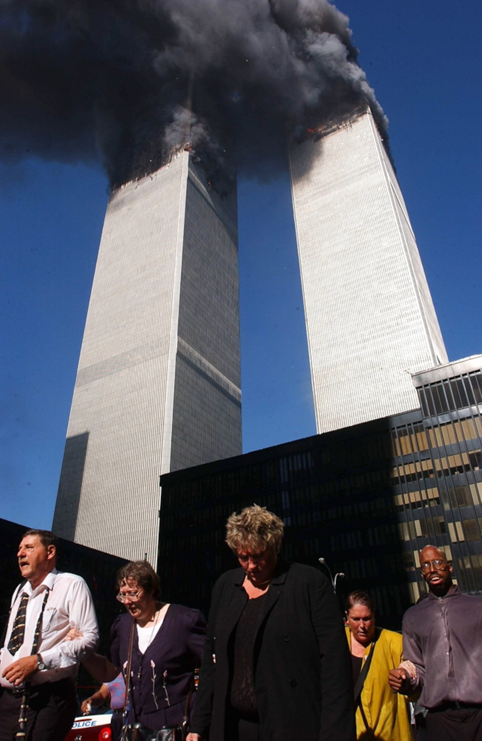 9/11 picture: people evacuating New York's Financial District on 9/11