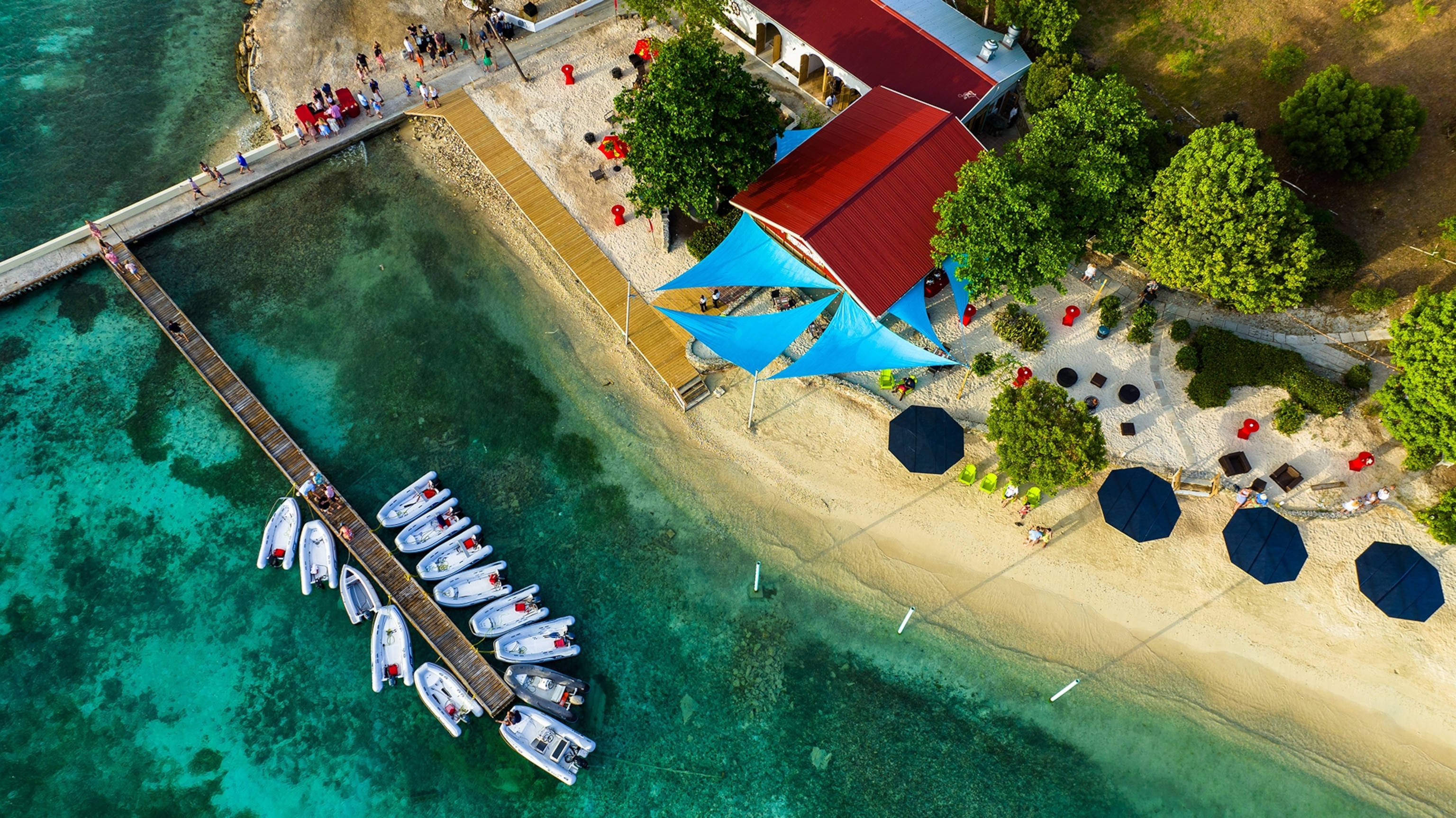 Aerial view of Marina Cay.