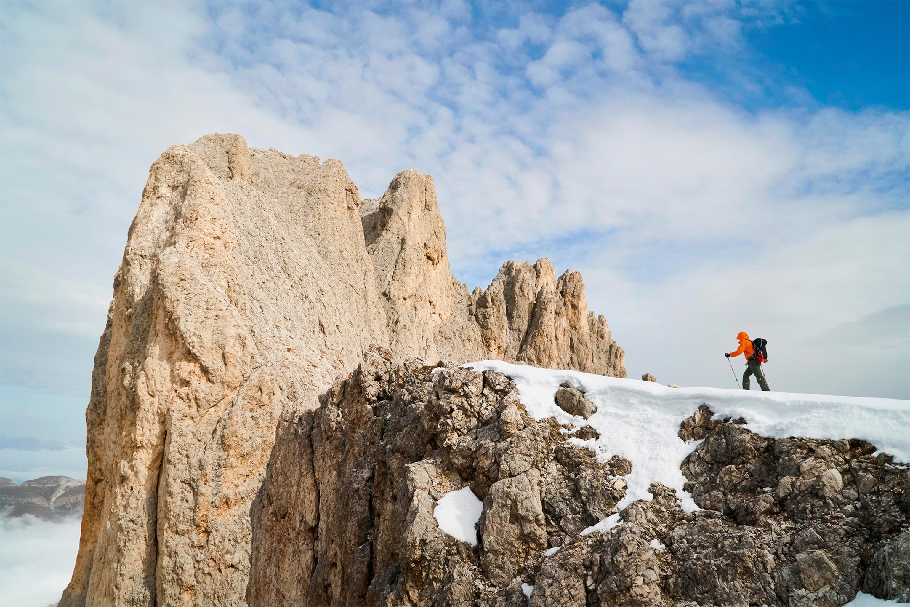 Winter hiking in Canaze.
