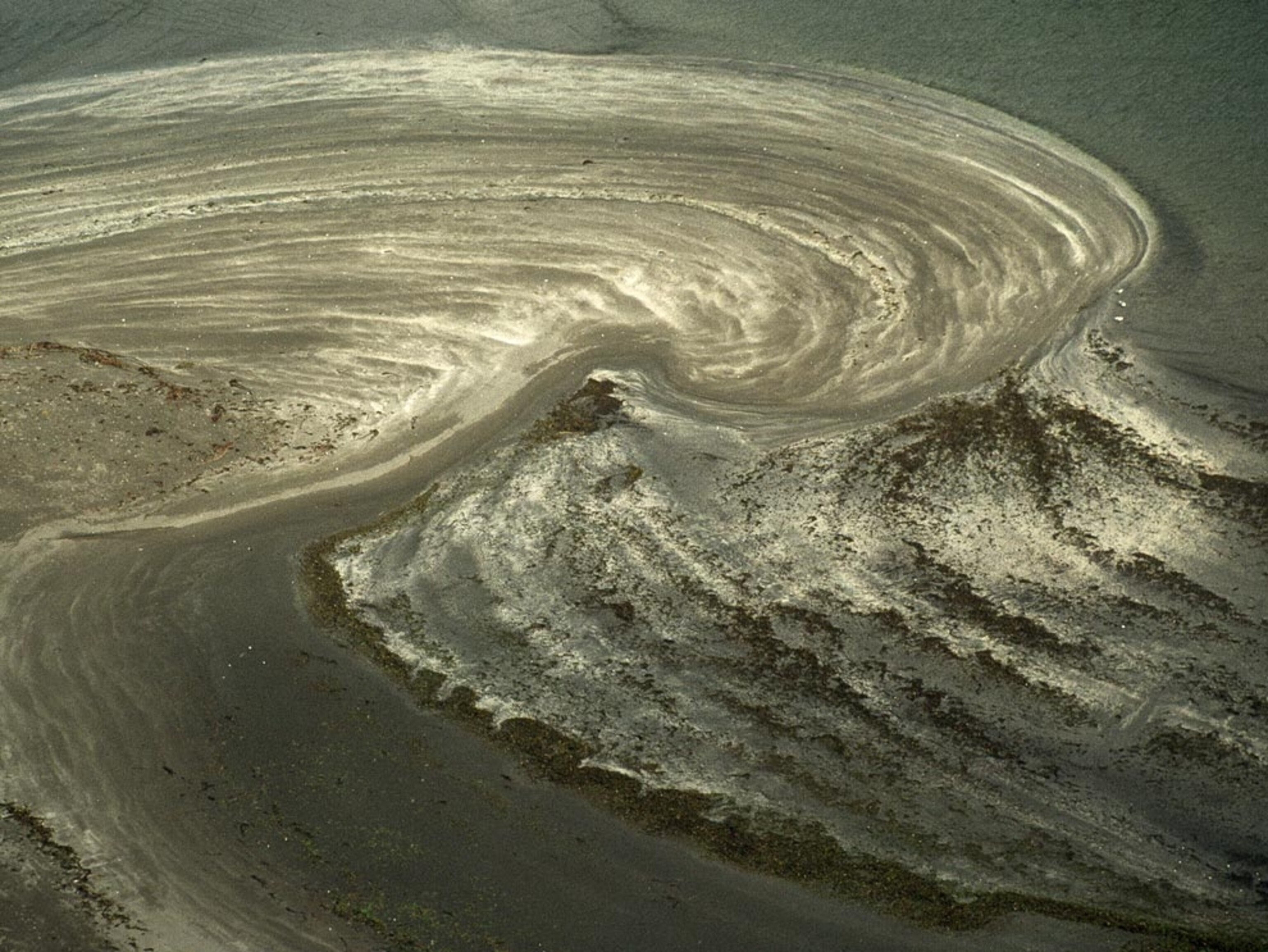 Alaska tidal patterns