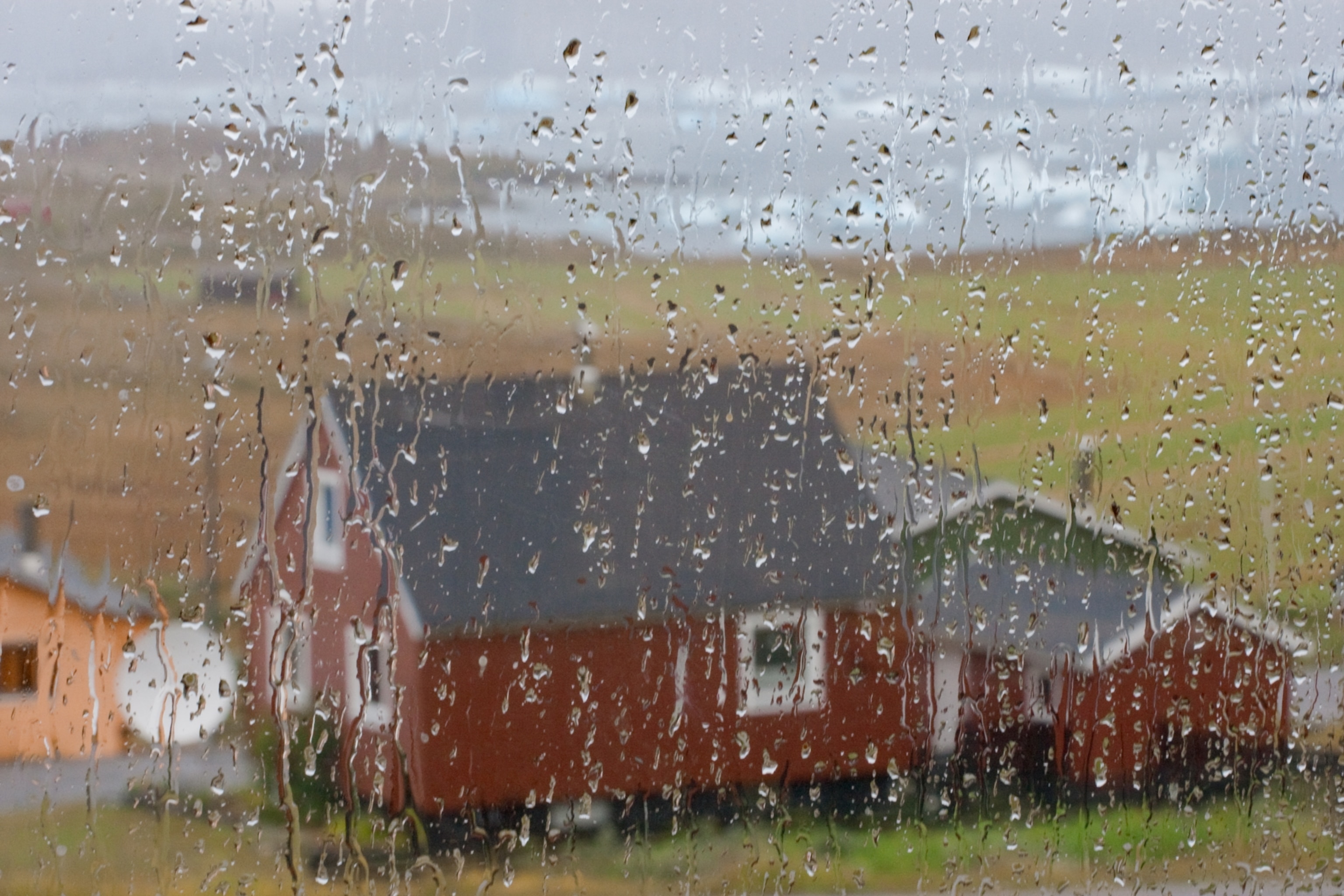 rain blurring the view of icebergs in Narsaq