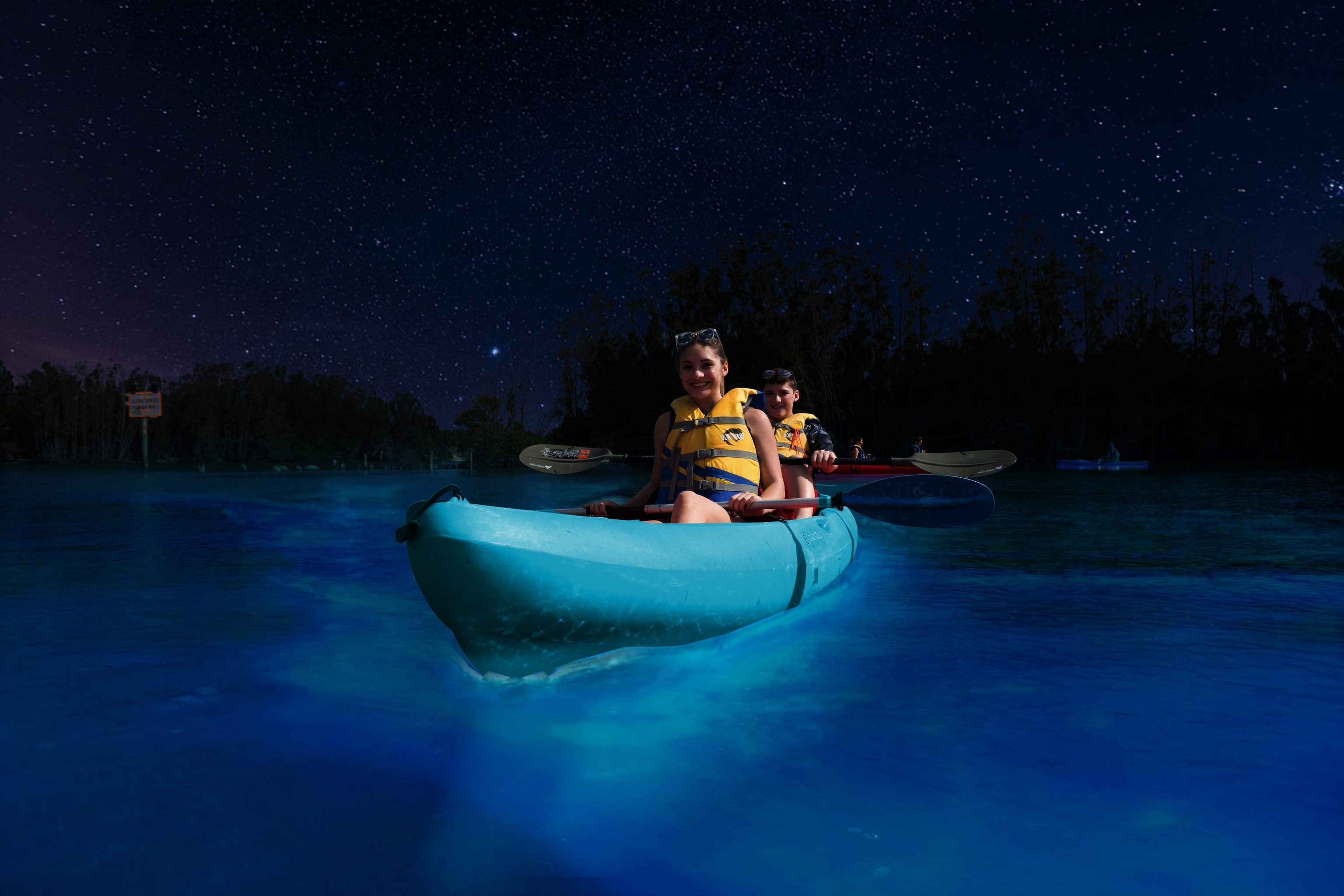 Two people kayak with BK Adventure in Indian River Lagoon