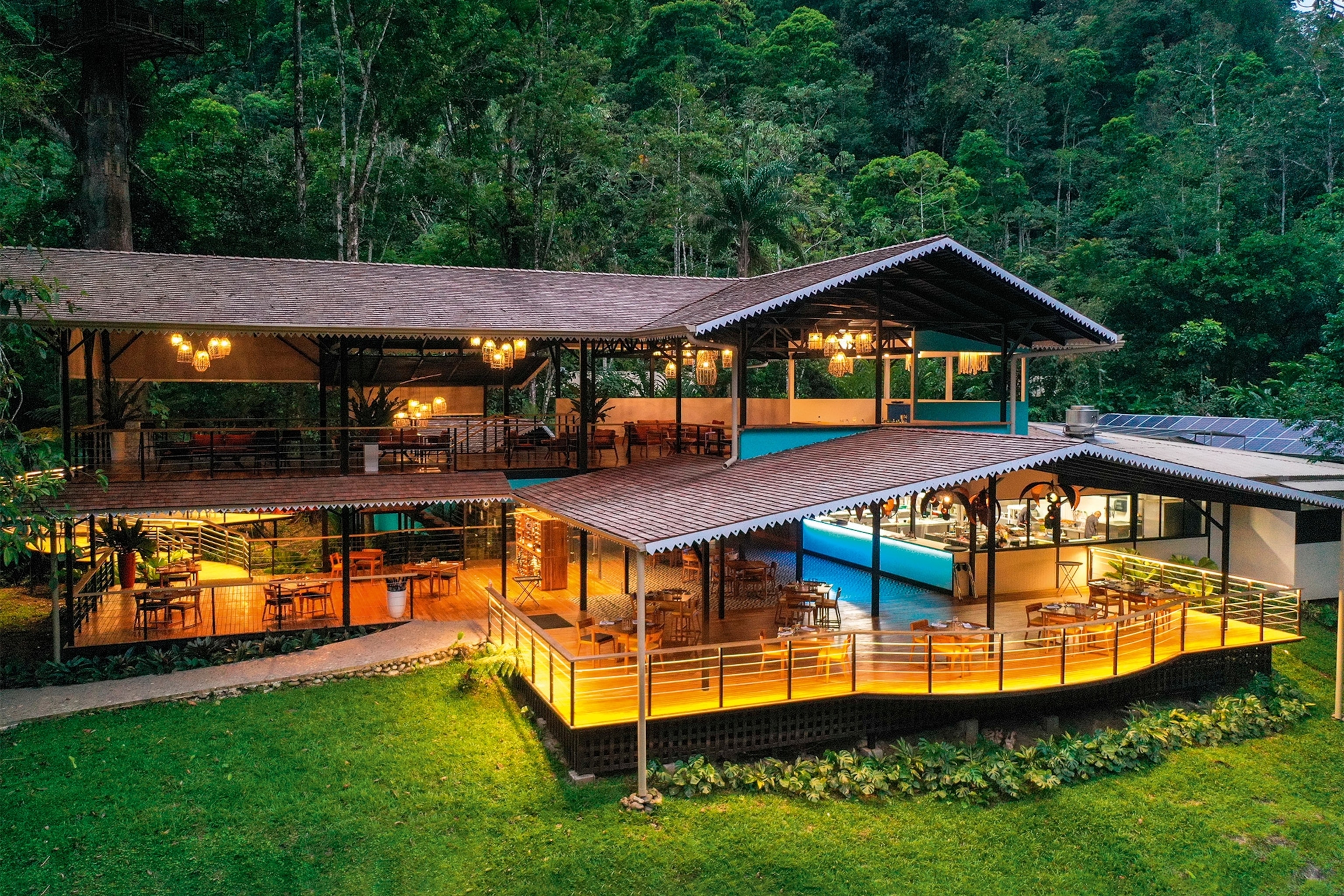The open-sided dining pavillion.