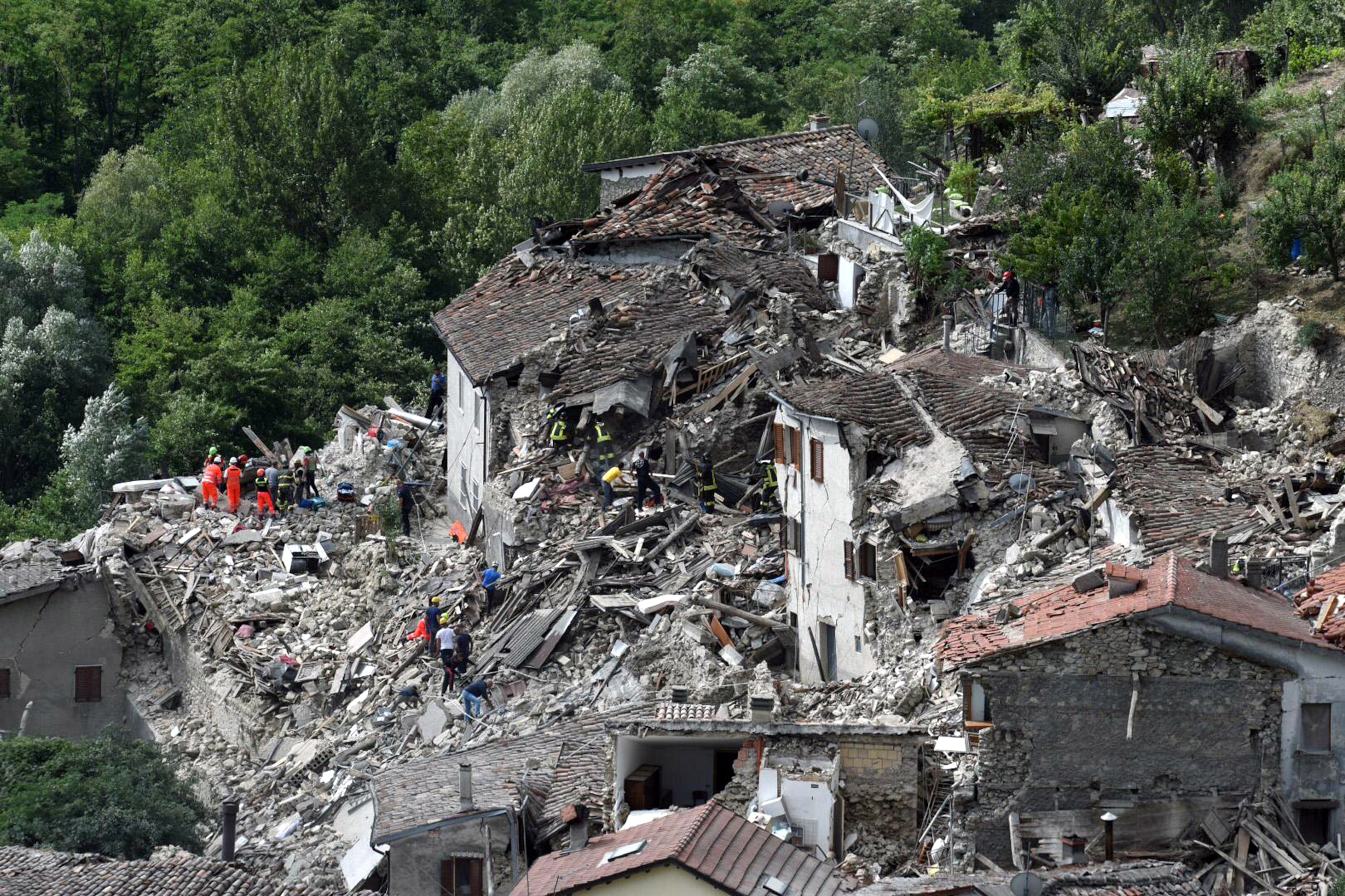 earthquake damage in Italy