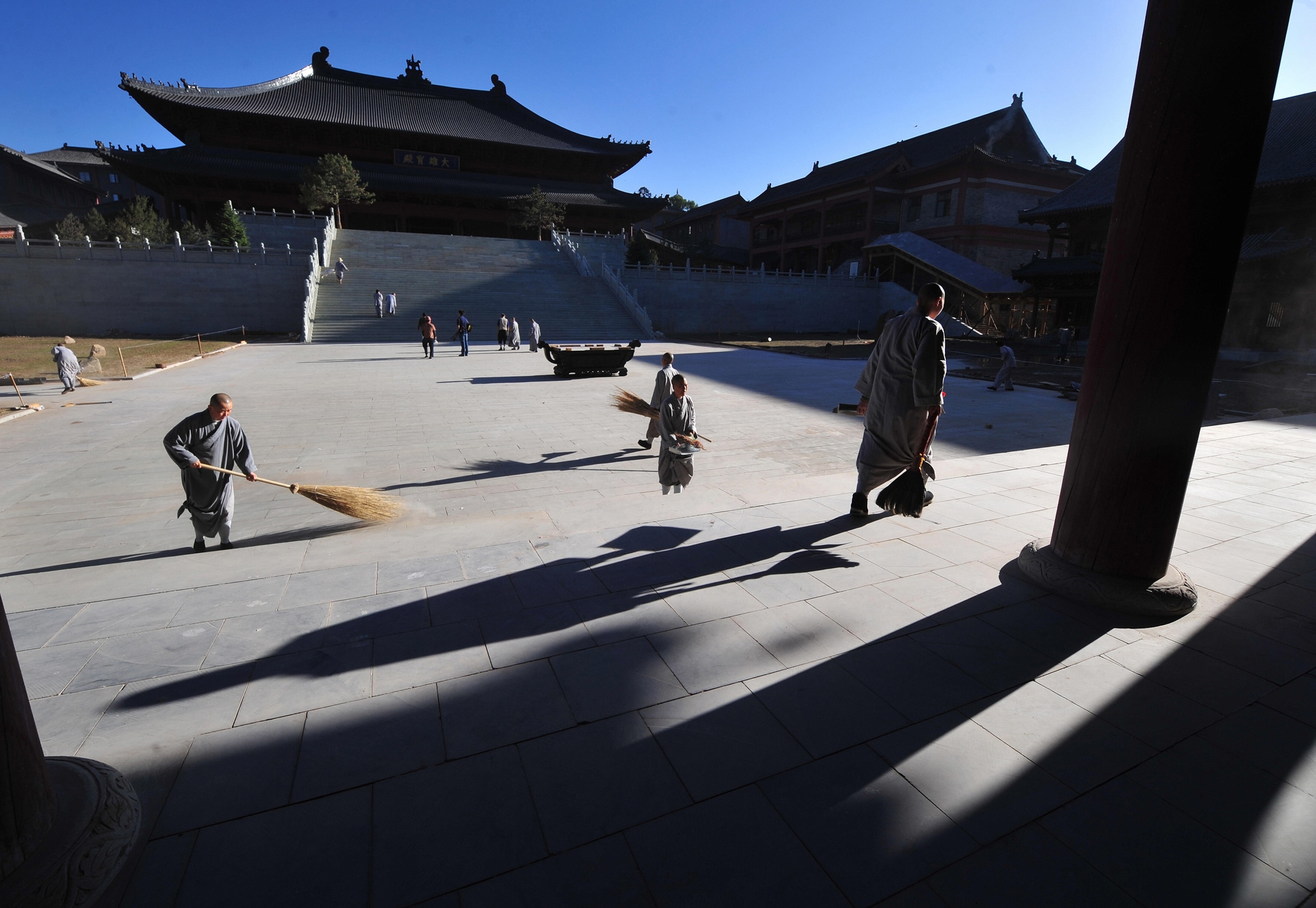 Chinese Buddhist nuns performing their daily chores at Wutaishan in China