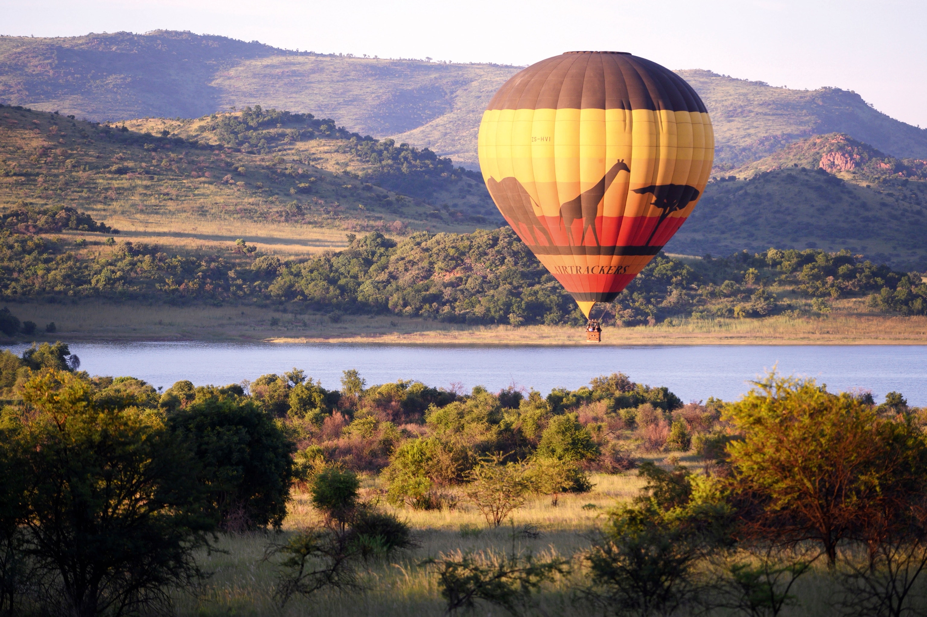 hot airbloon over safari park lands