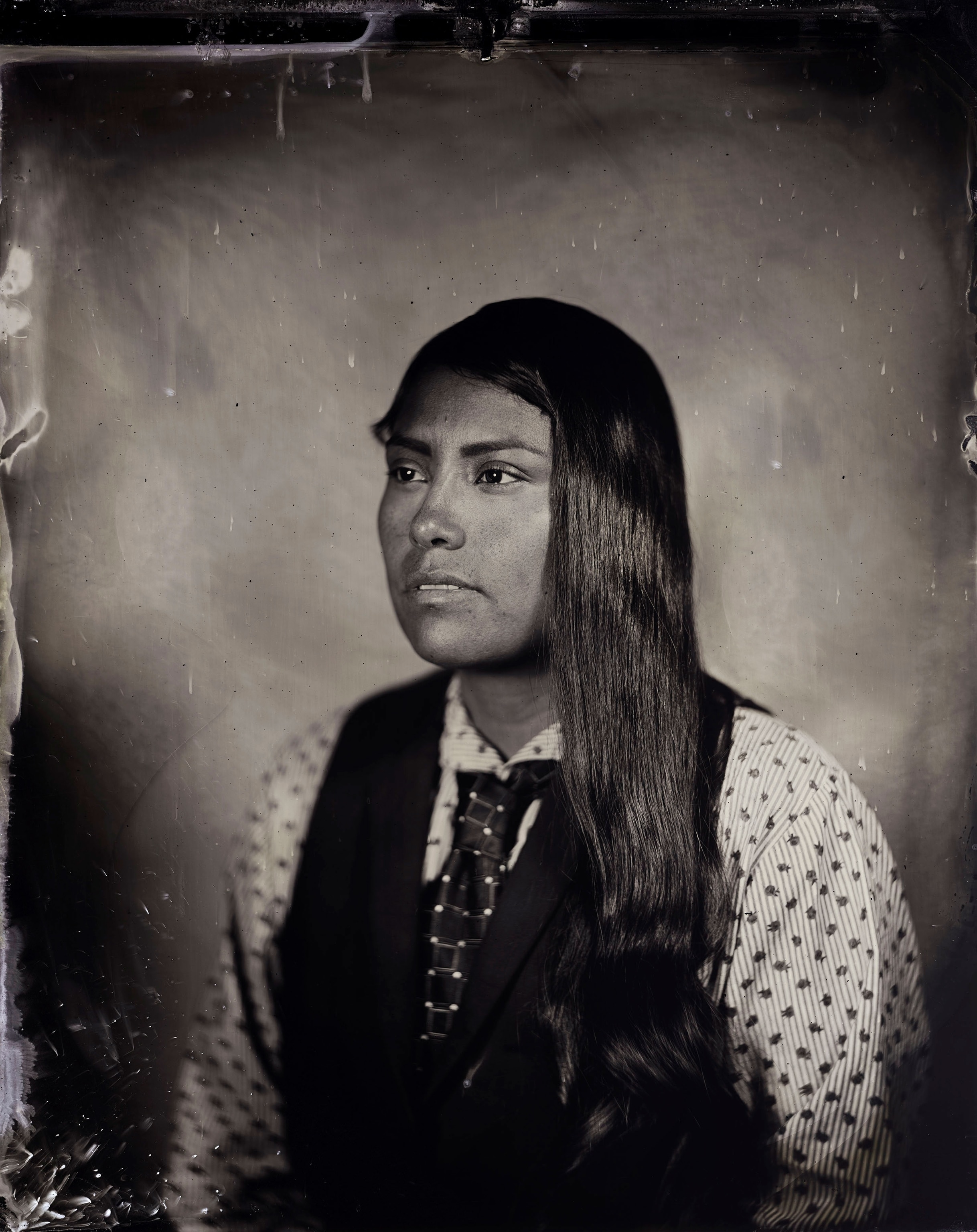Native Americans using the photographic tintype process