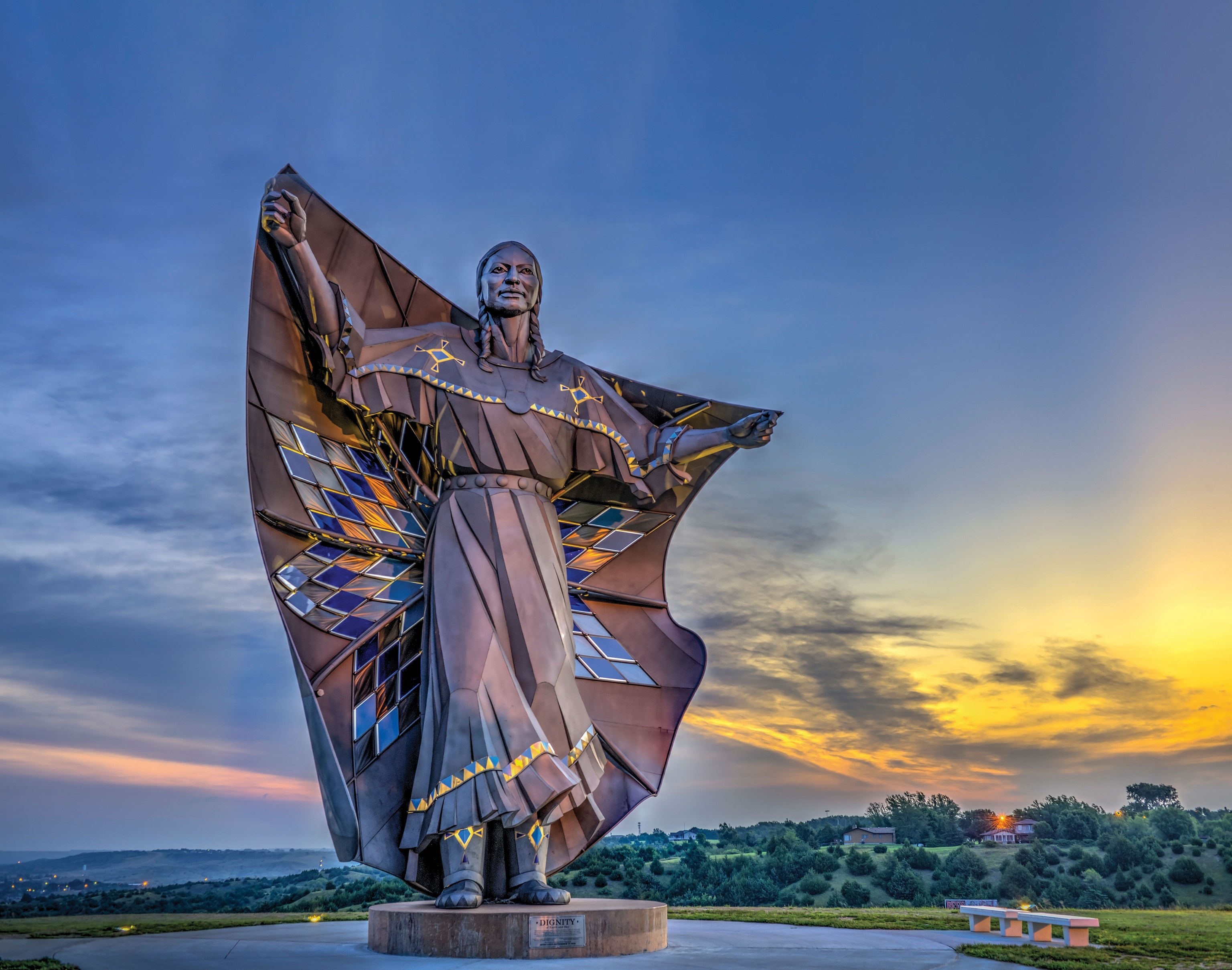 The Dignity of Earth and Sky statue, South Dakota