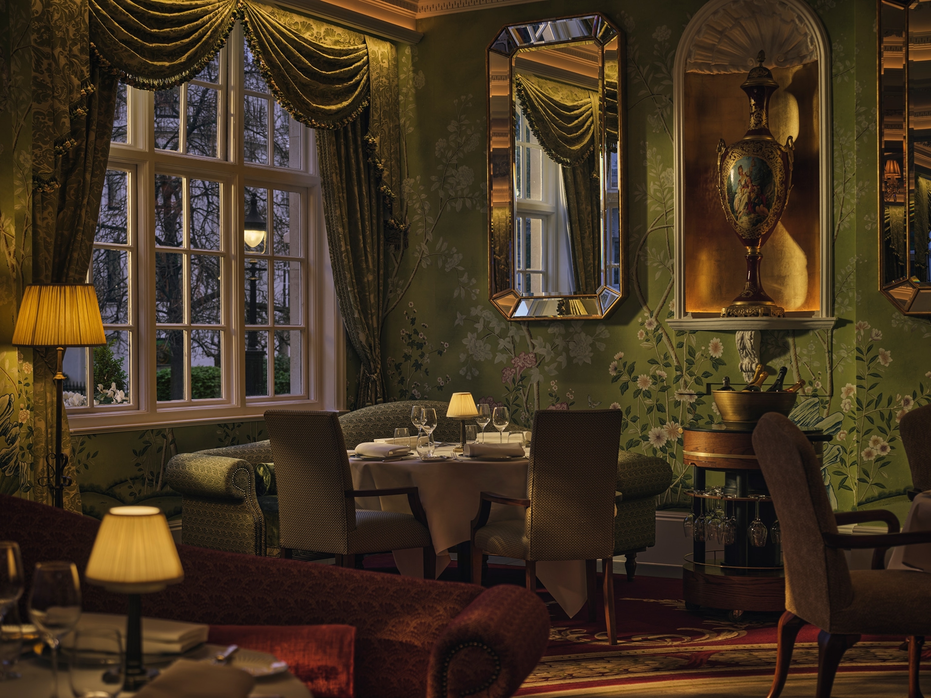 Dining room in the evening at The Goring.