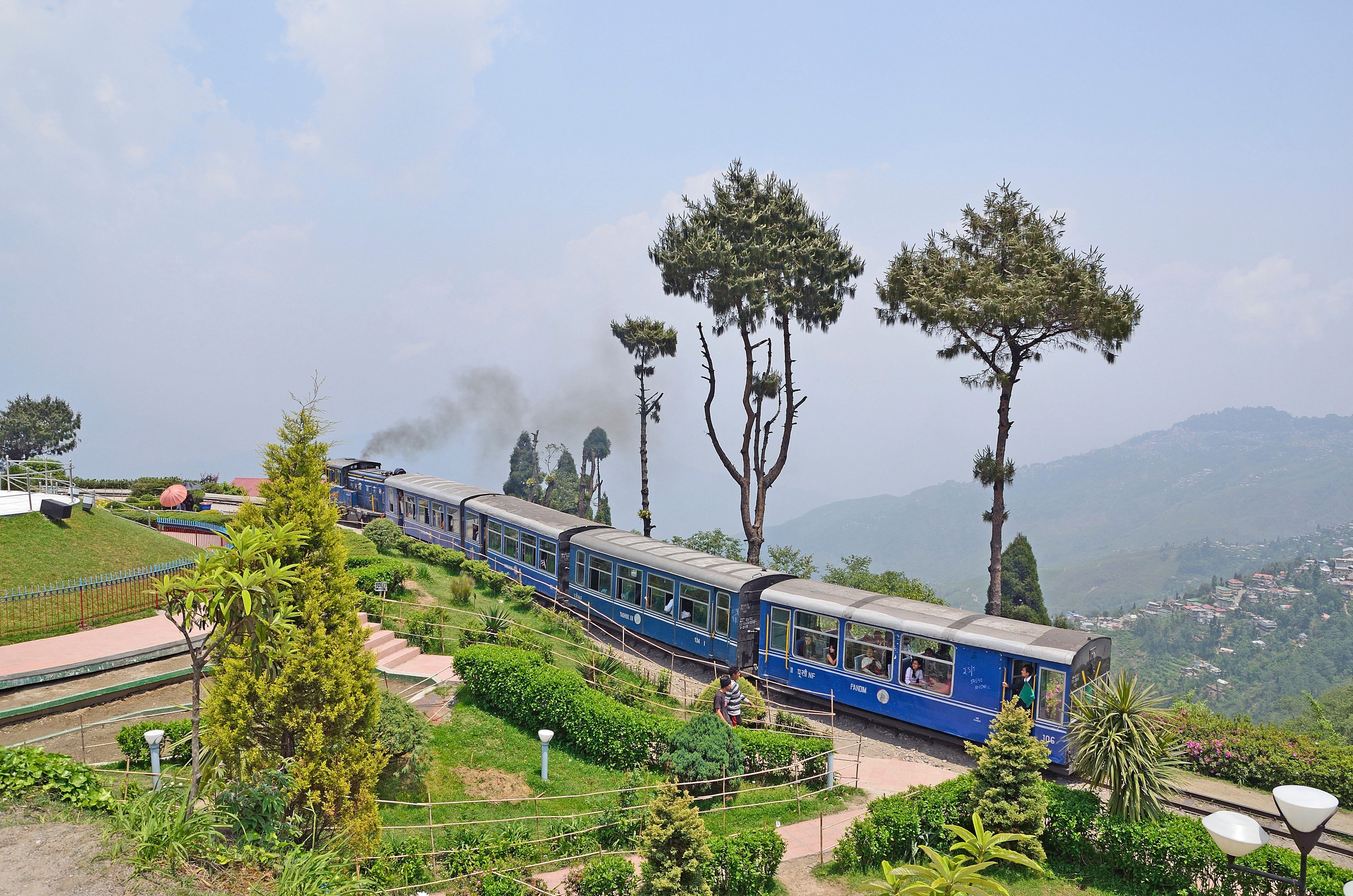 Darjeeling Himalayan Railway at Batasia Loop, Darjeeling, Eastern Himalayas, West Bengal