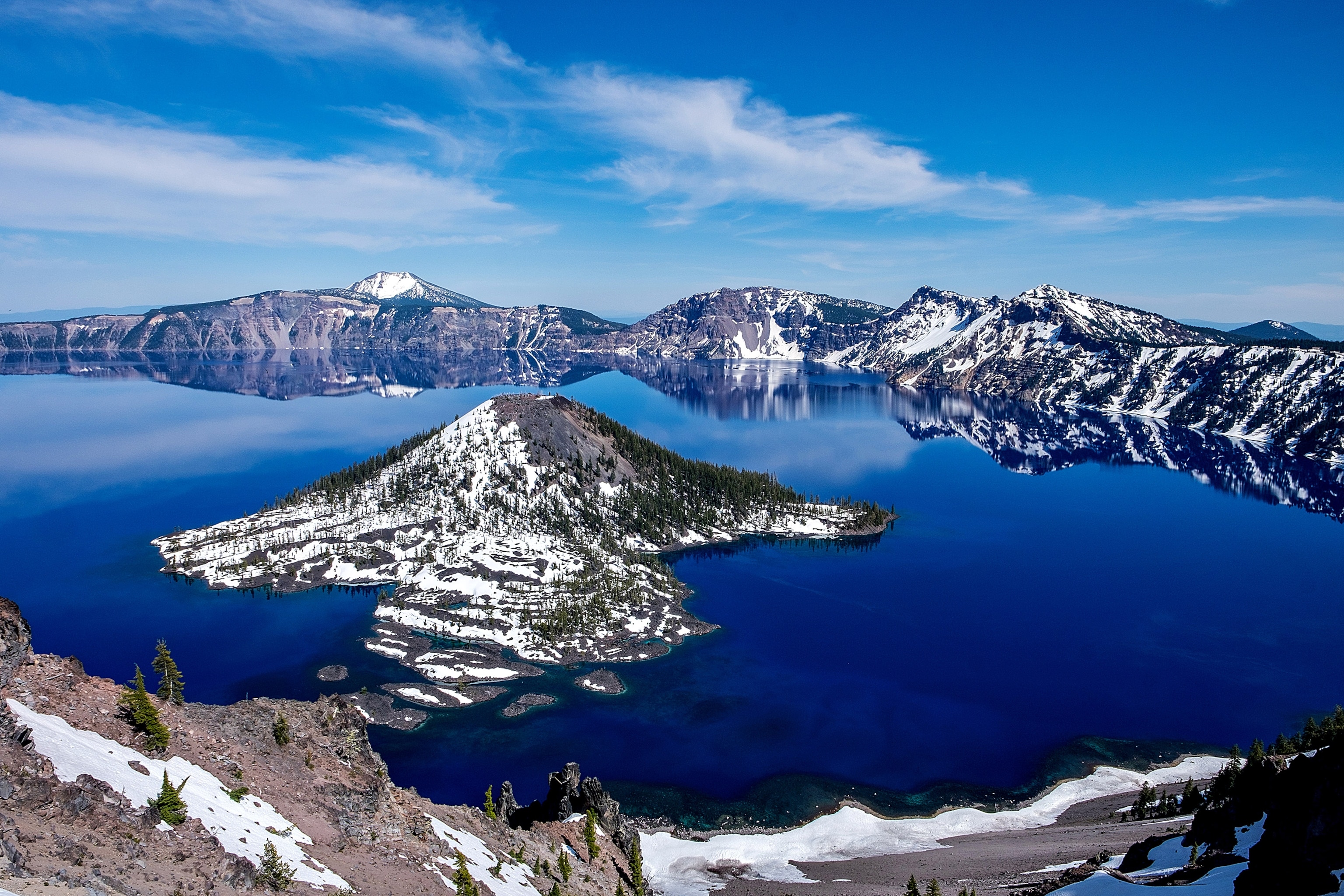 Wizard Island in Crater lake National Park, Oregon