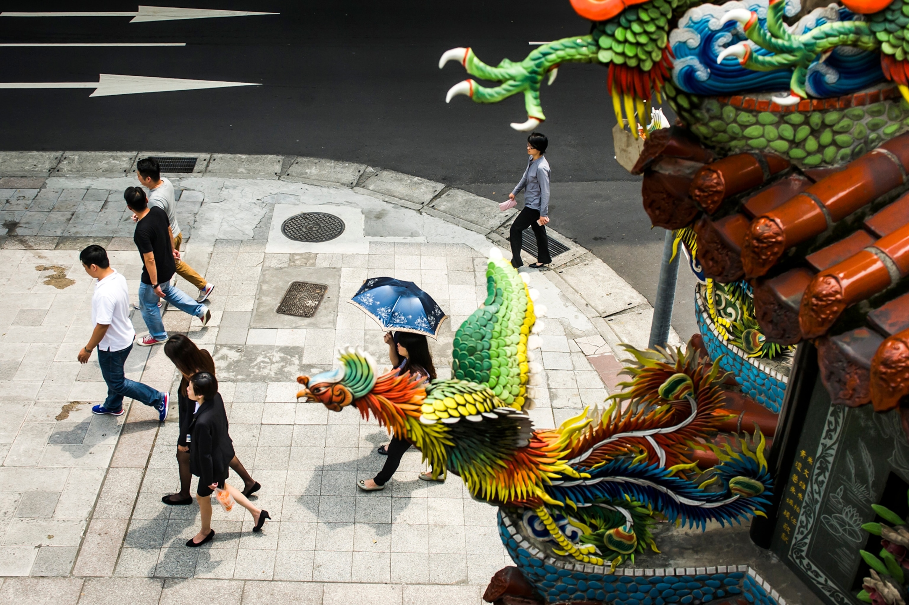 people walking in the Da'an neighborhood, Taipei