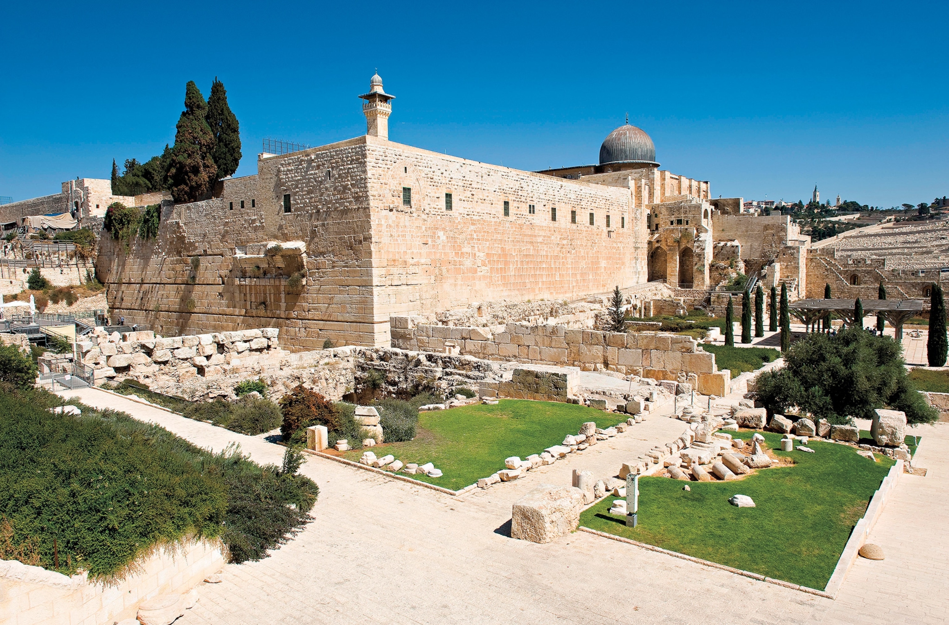The southwest corner of the Second Temple complex still shows the initial arch of the stairway known today as Robinson's Arch.