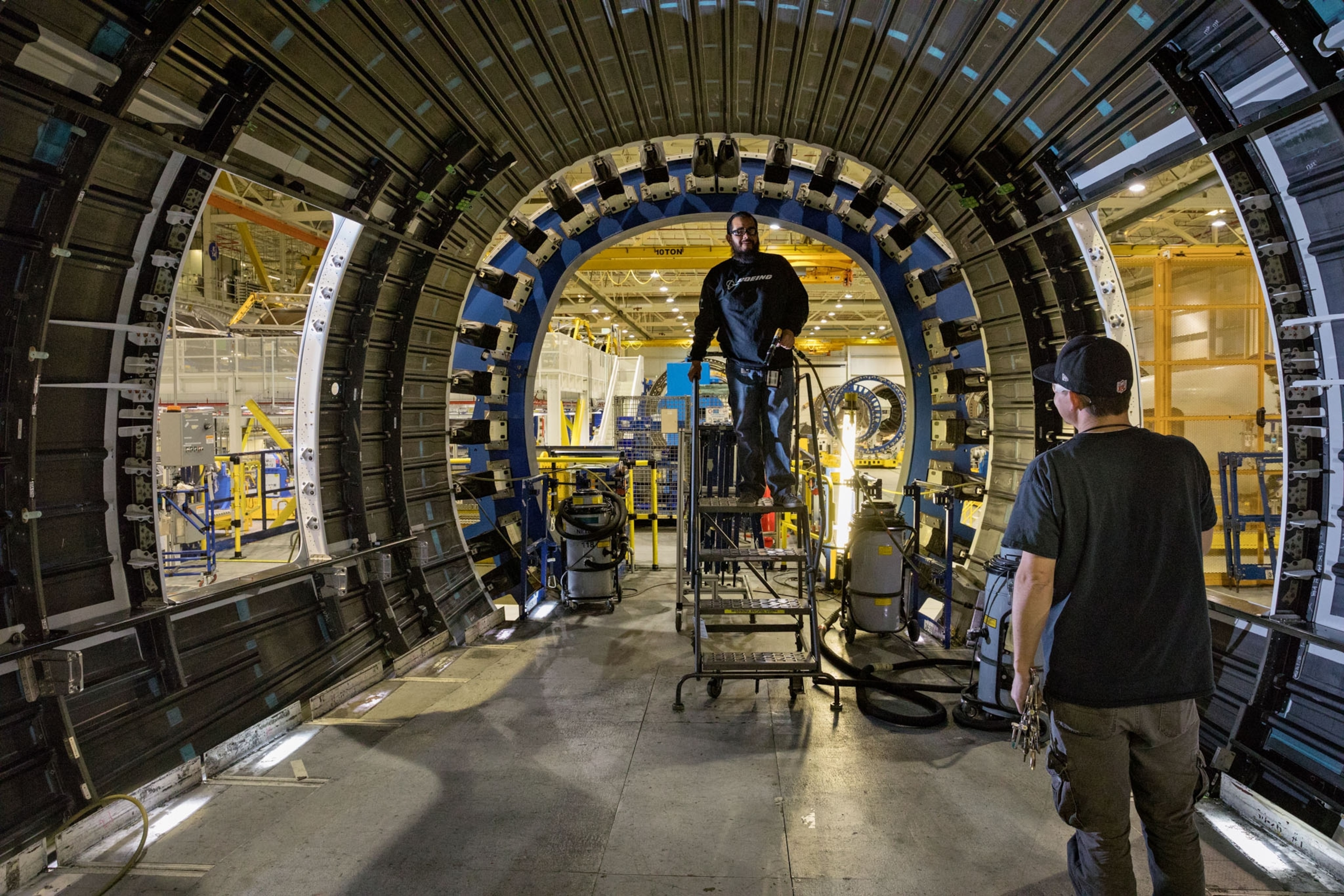 the hull of a boeing 787 constructed of carbon fiber plastic