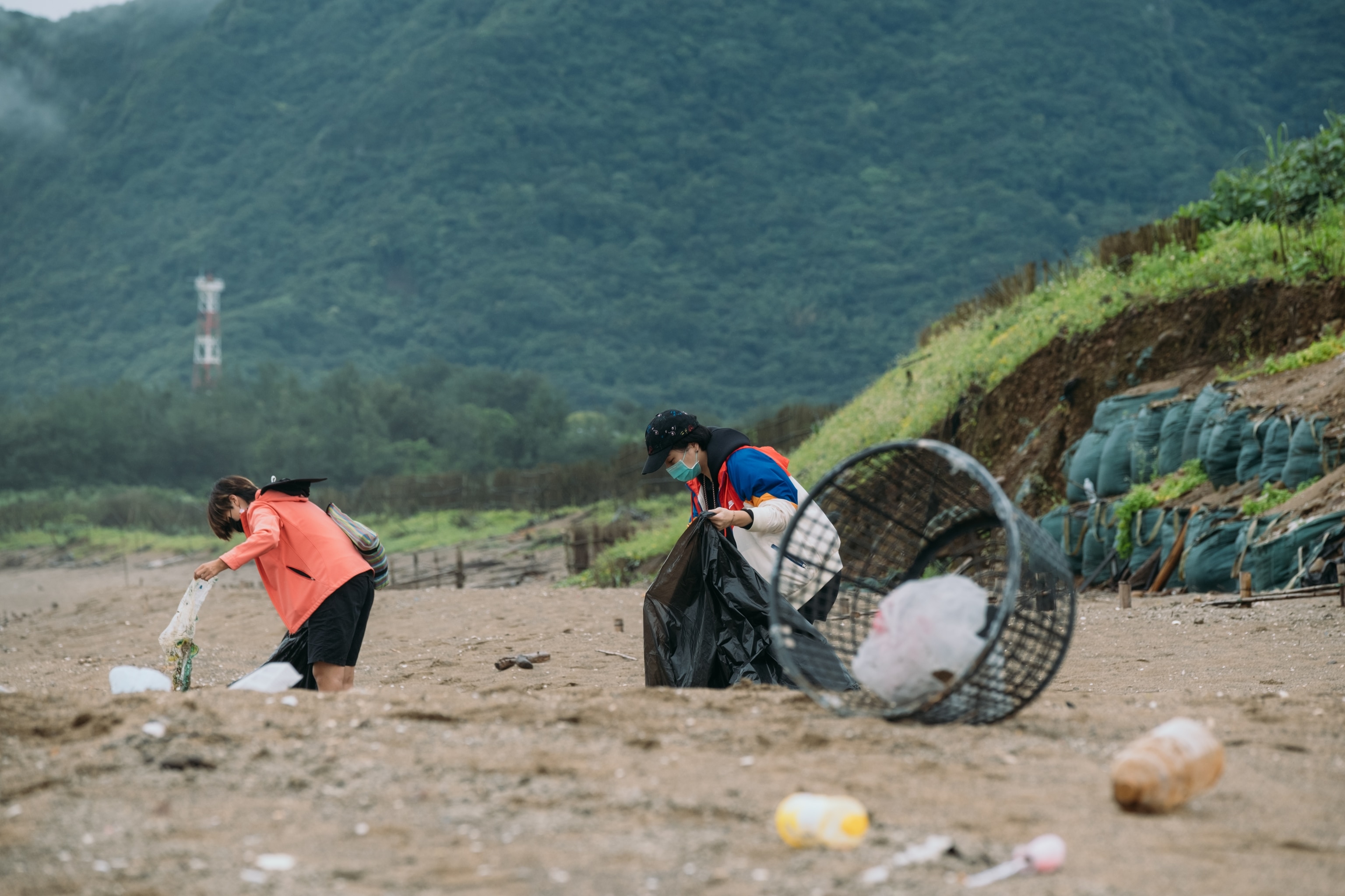 Image of plastic waste at the beach