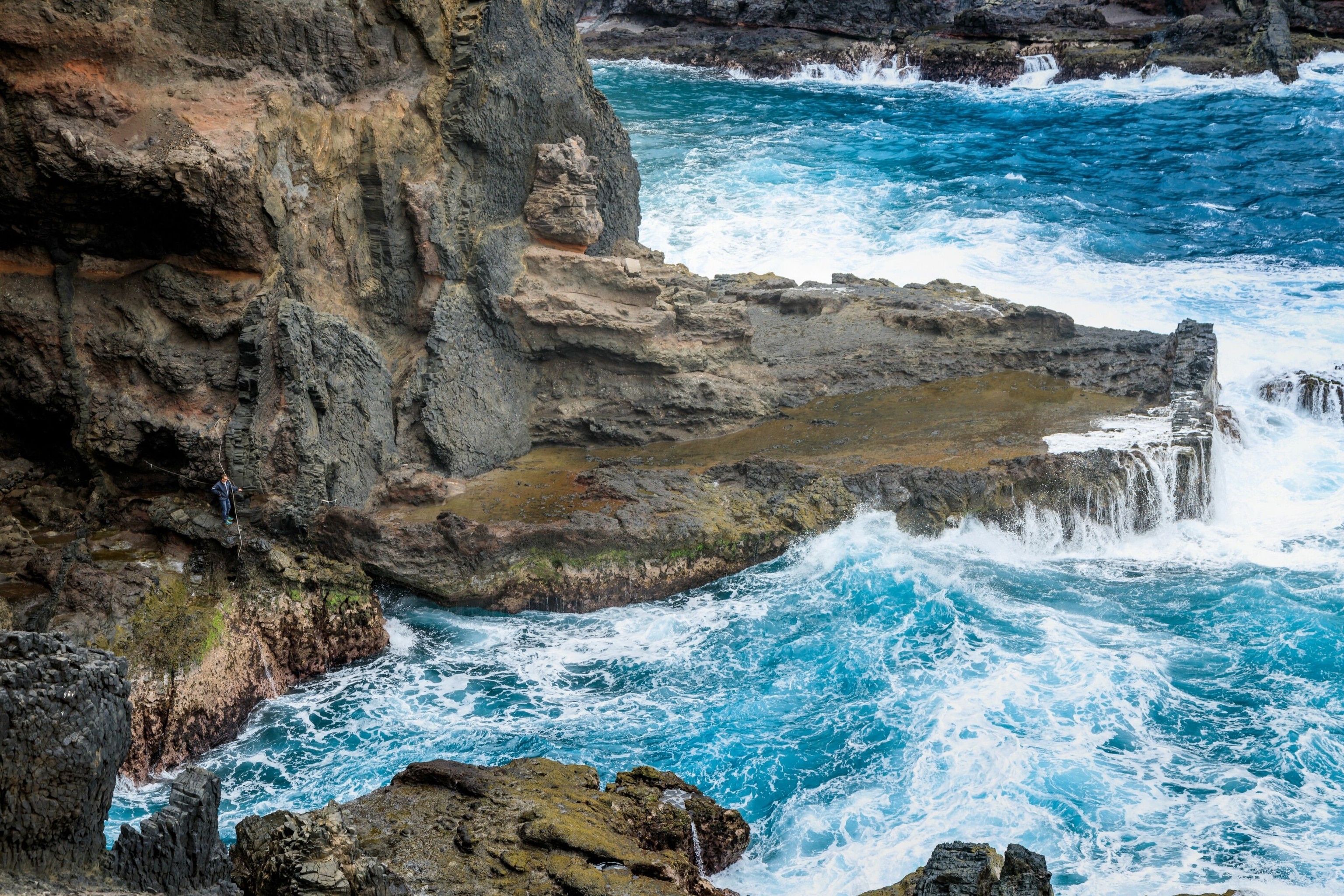 Waves wash into Sandy Bay, located in the south of the island, stretches southeast from Diana's Peak mountain to the ocean.