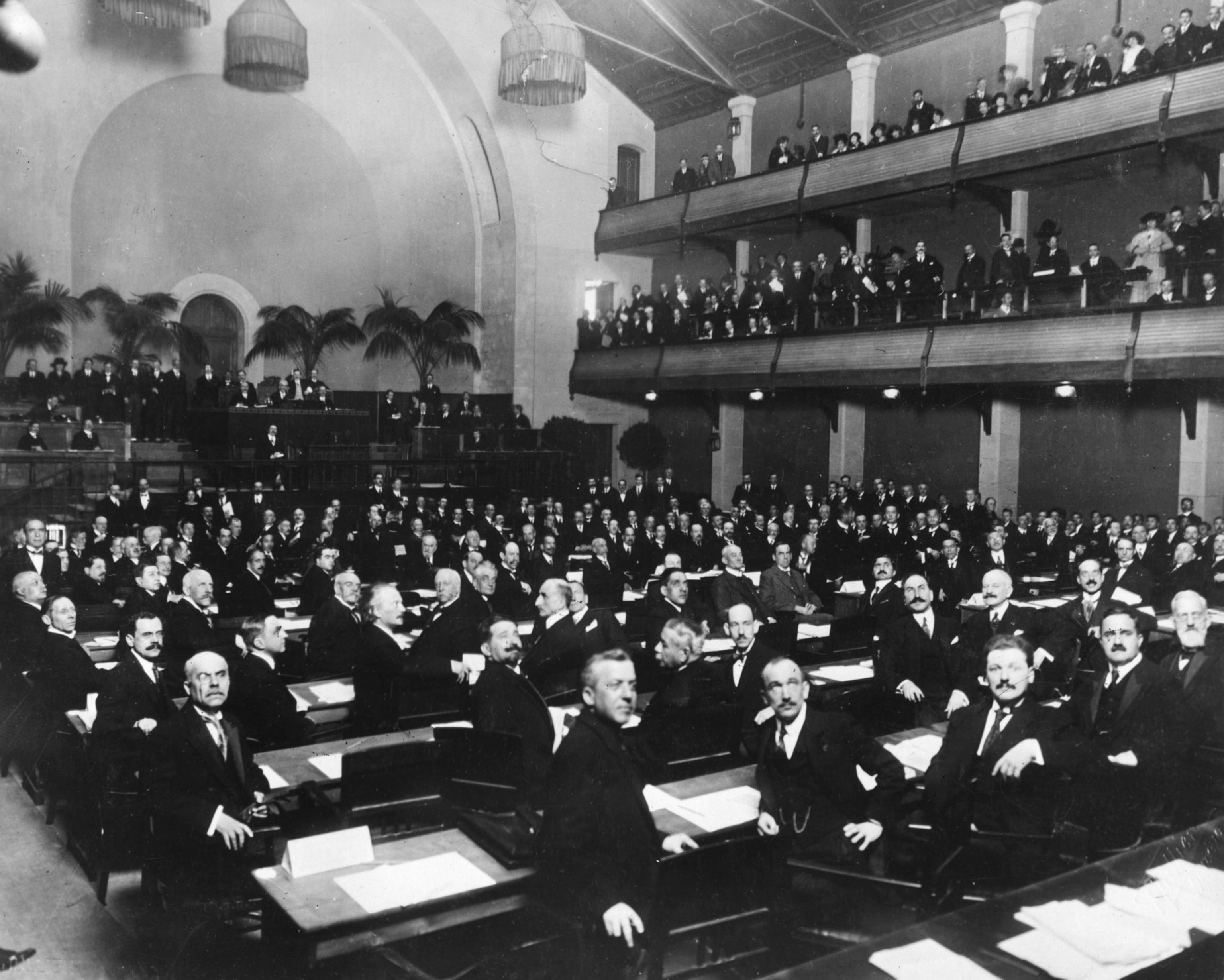a league of Nations meeting in Geneva Switzerland in 1920