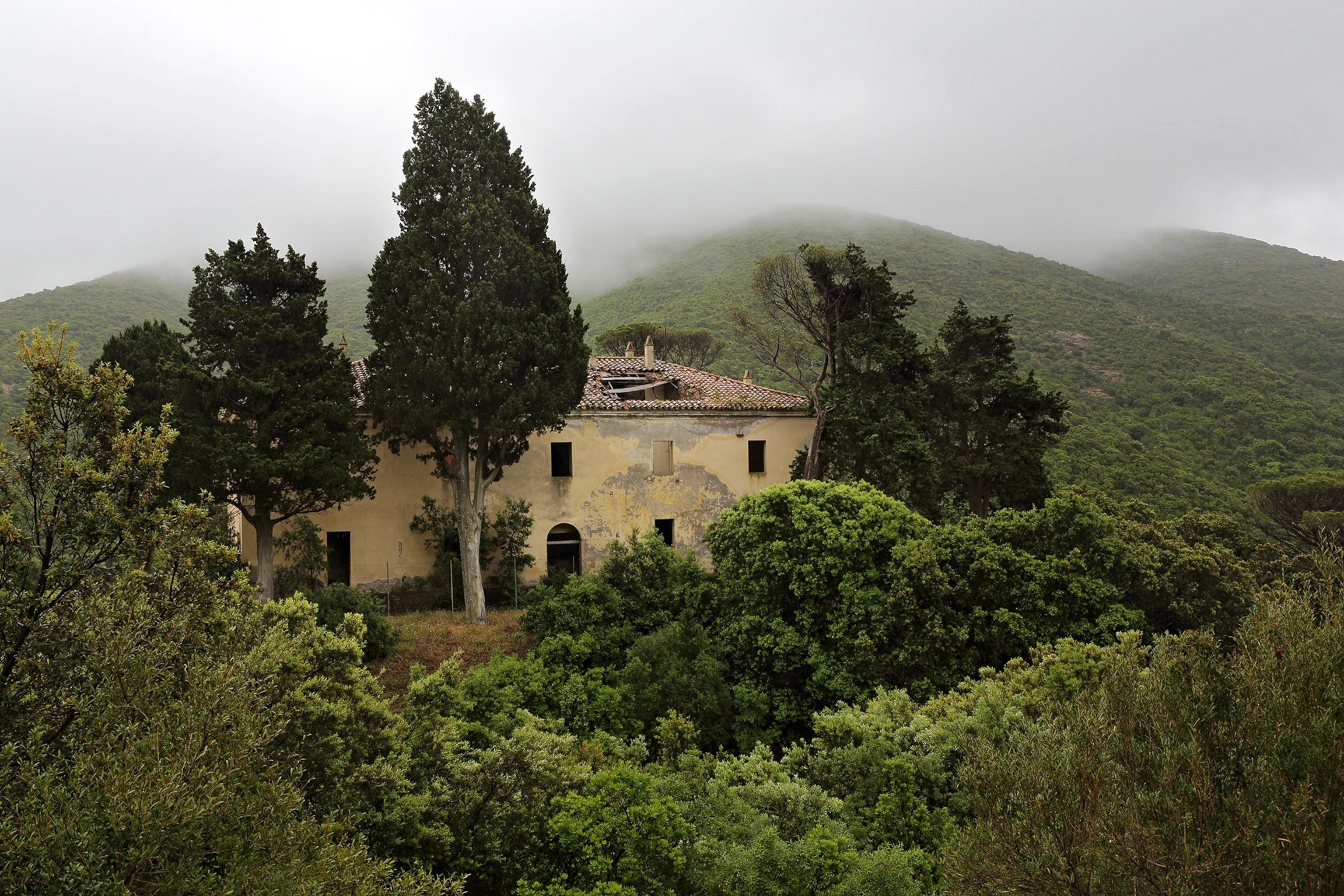 an abandoned village in Italy