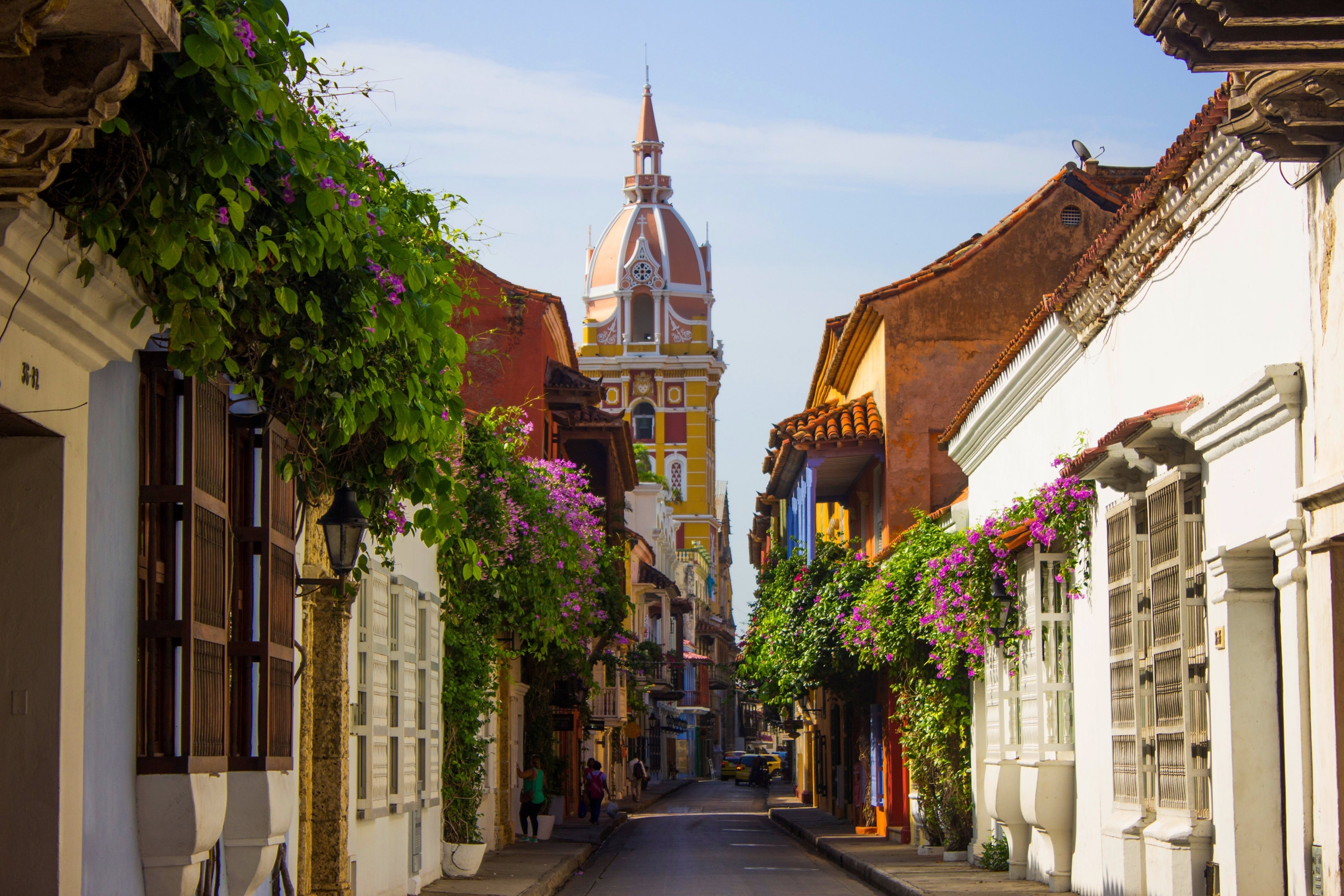 the colonial streets of the city of Cartagena, Colombia
