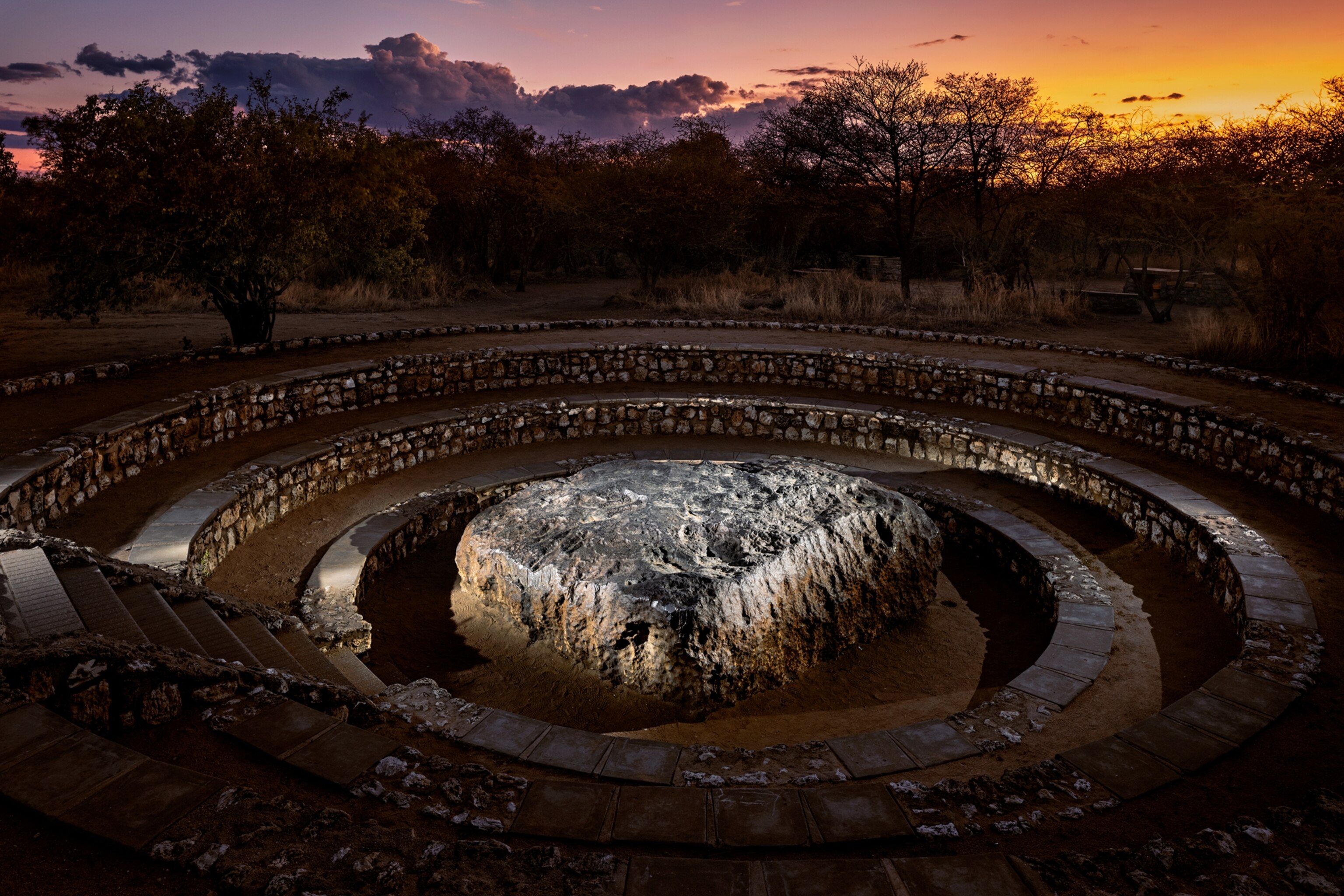 The huge stone in the middle of concentric circles.