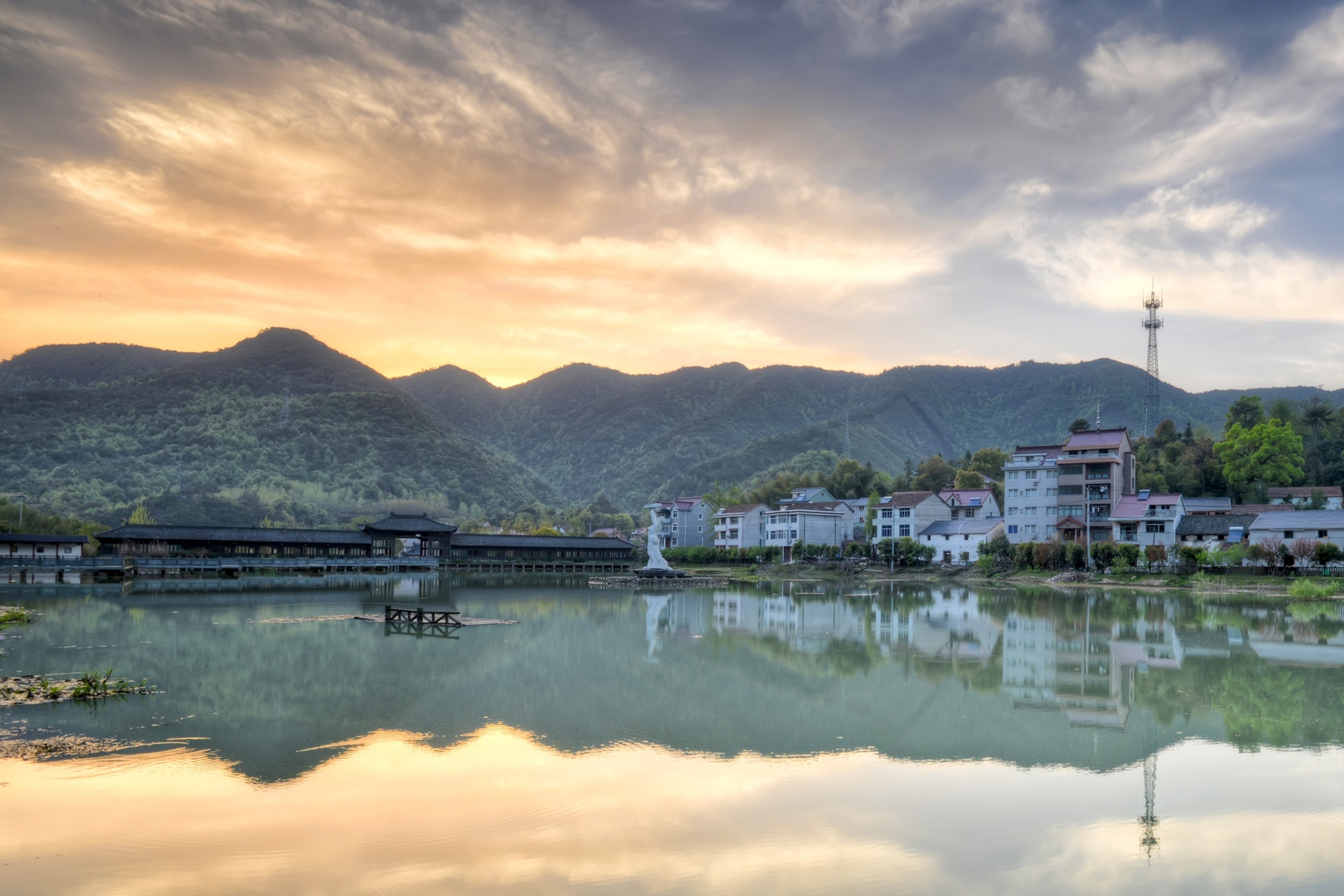 tonglu small town in china