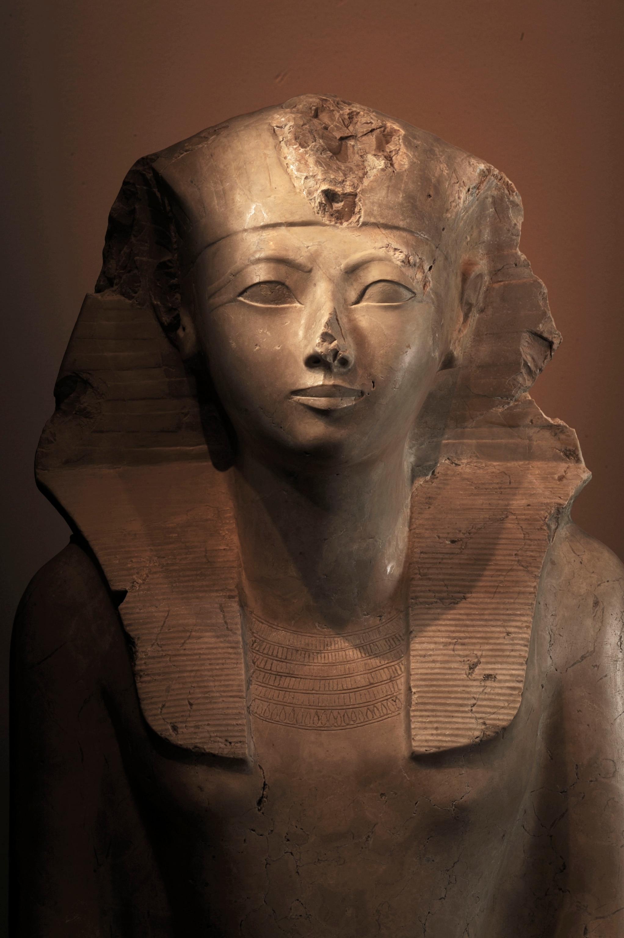 Hatshepsut in royal haedcloth
