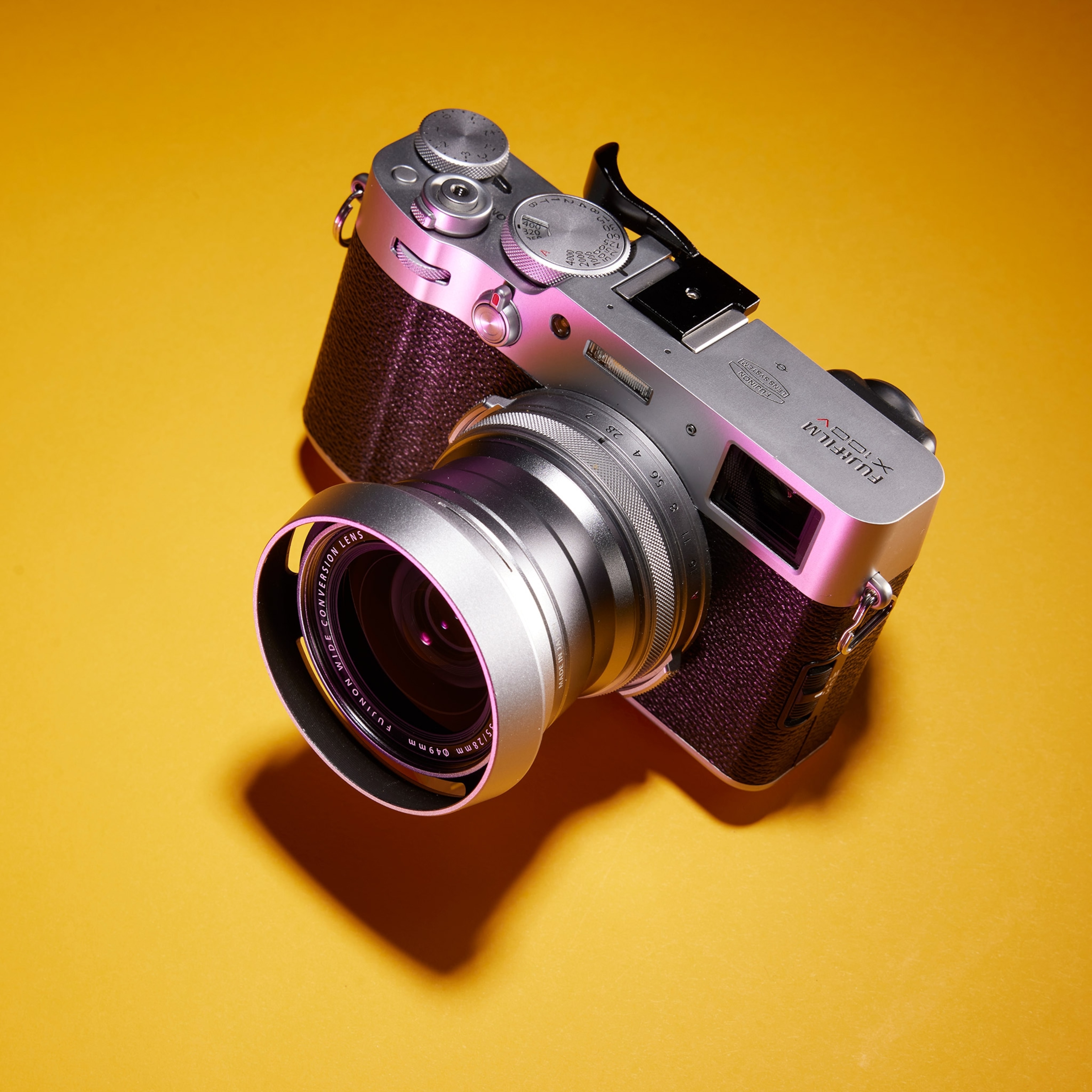 Studio photograph of Sony RX100VII camera, made for the 2023 National Geographic 2023 travel camera guide