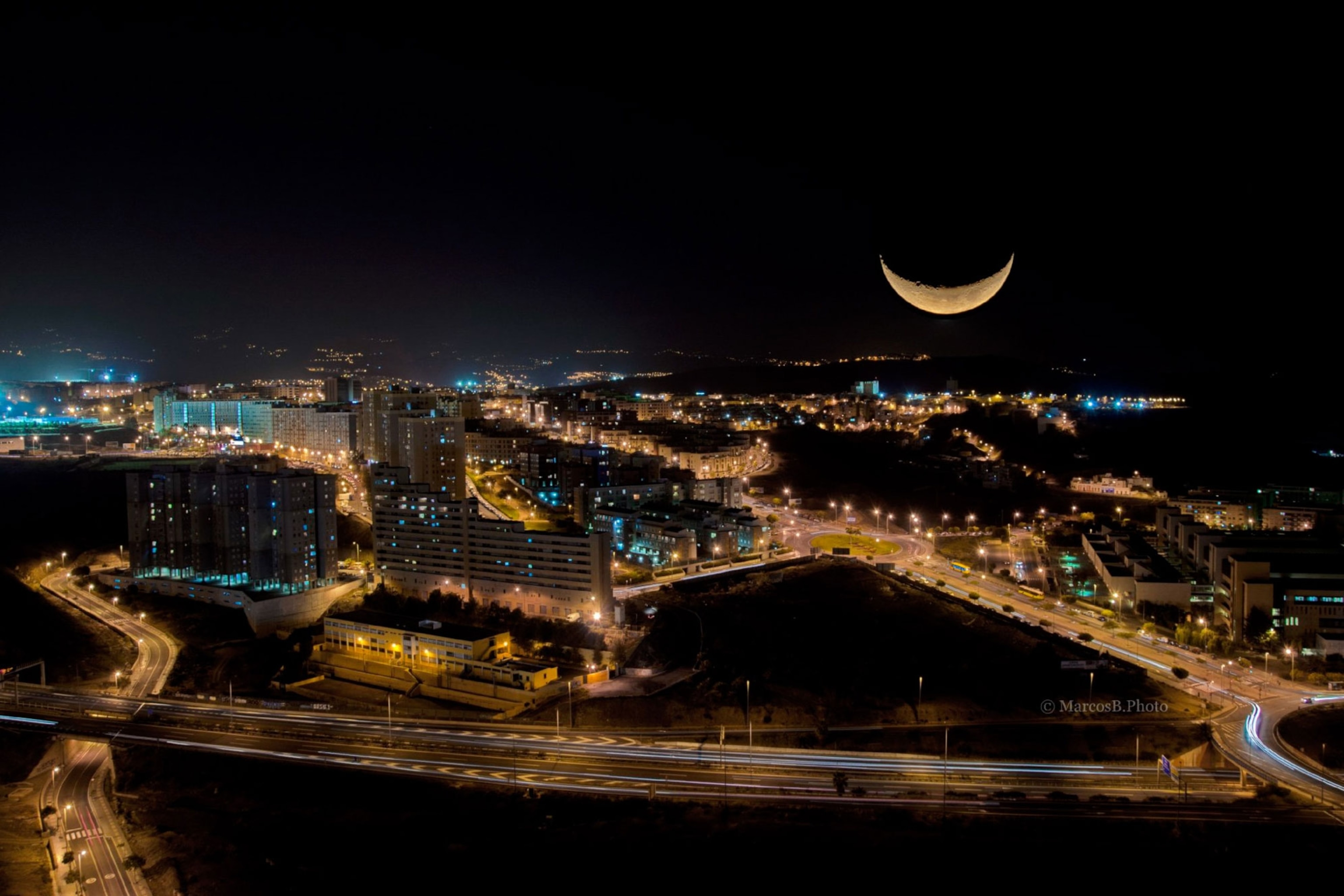 YS city lights gallery