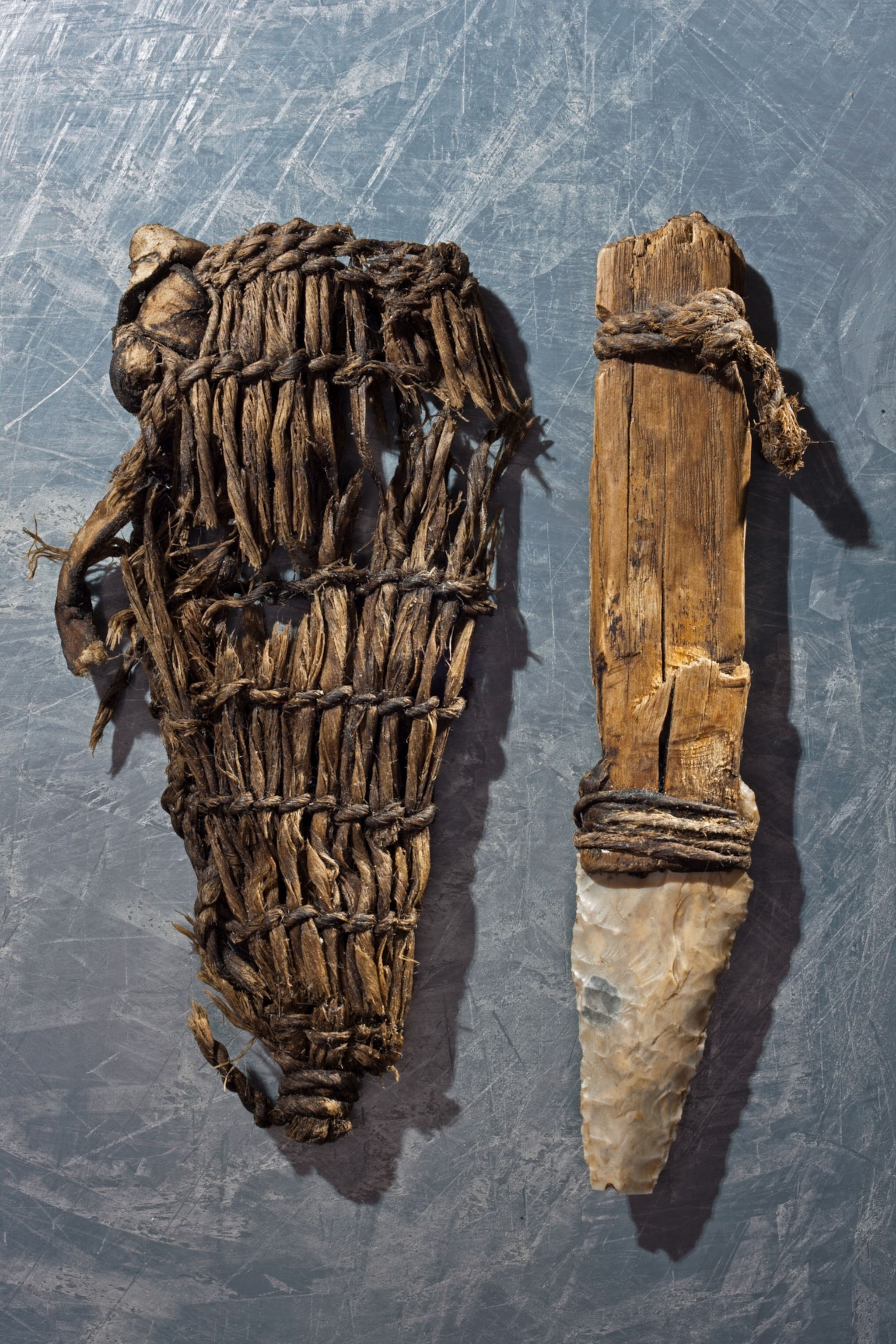 the Iceman's dagger had a flint blade and a grass sheath