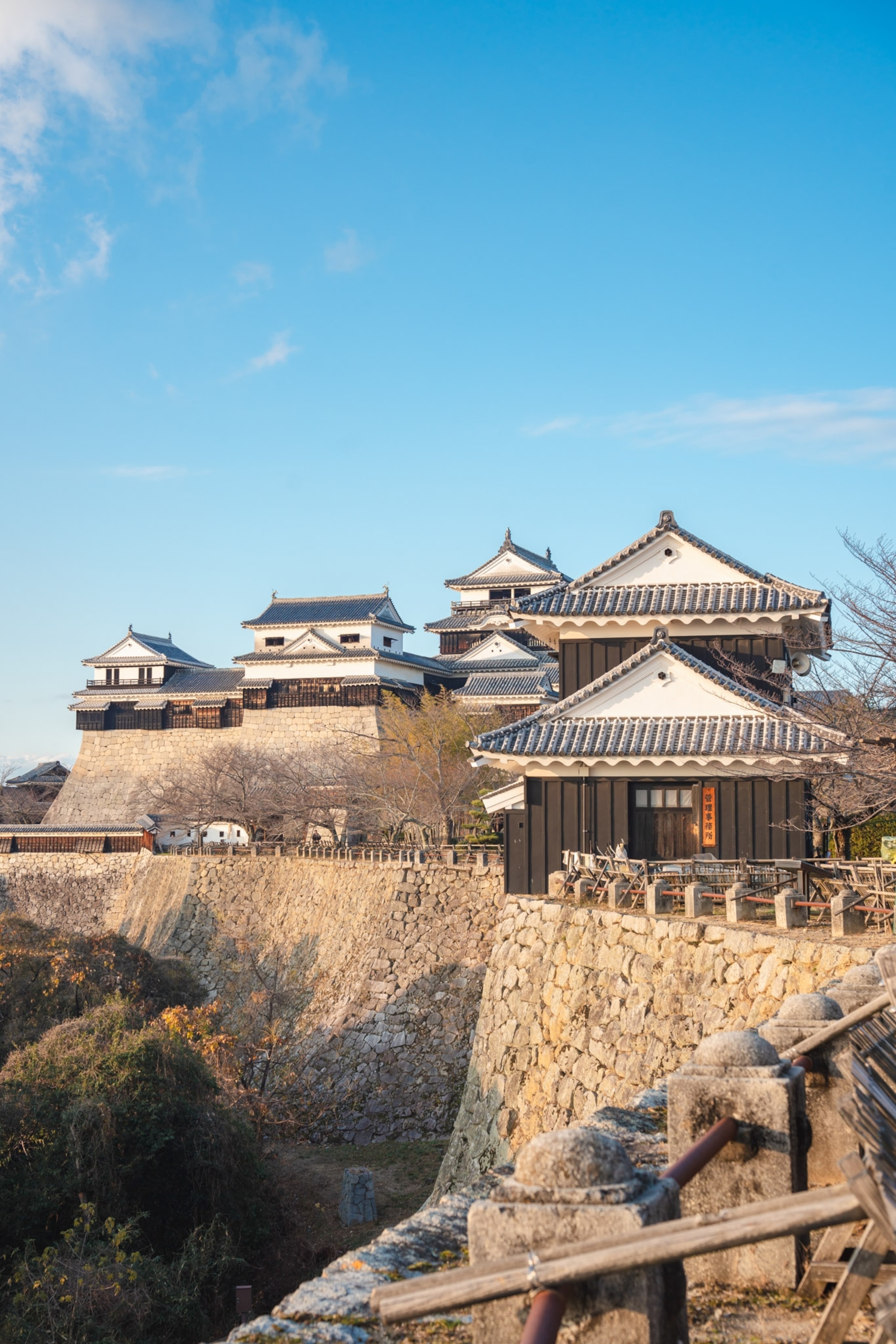 A look at Matsuyama Castle.