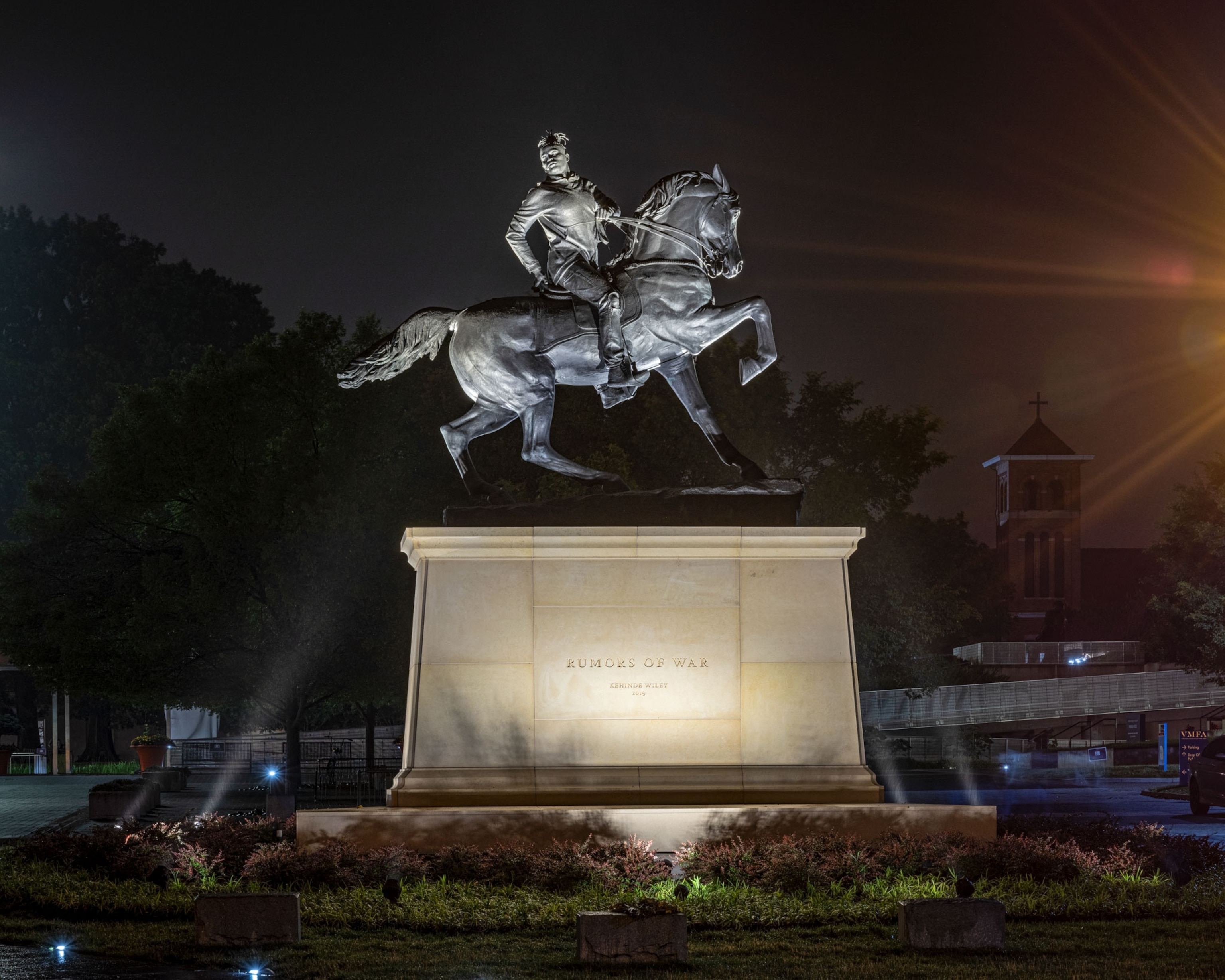 the Rumors of War statue by Kehinde Wiley outside the VMFA in Richmond, Virginia