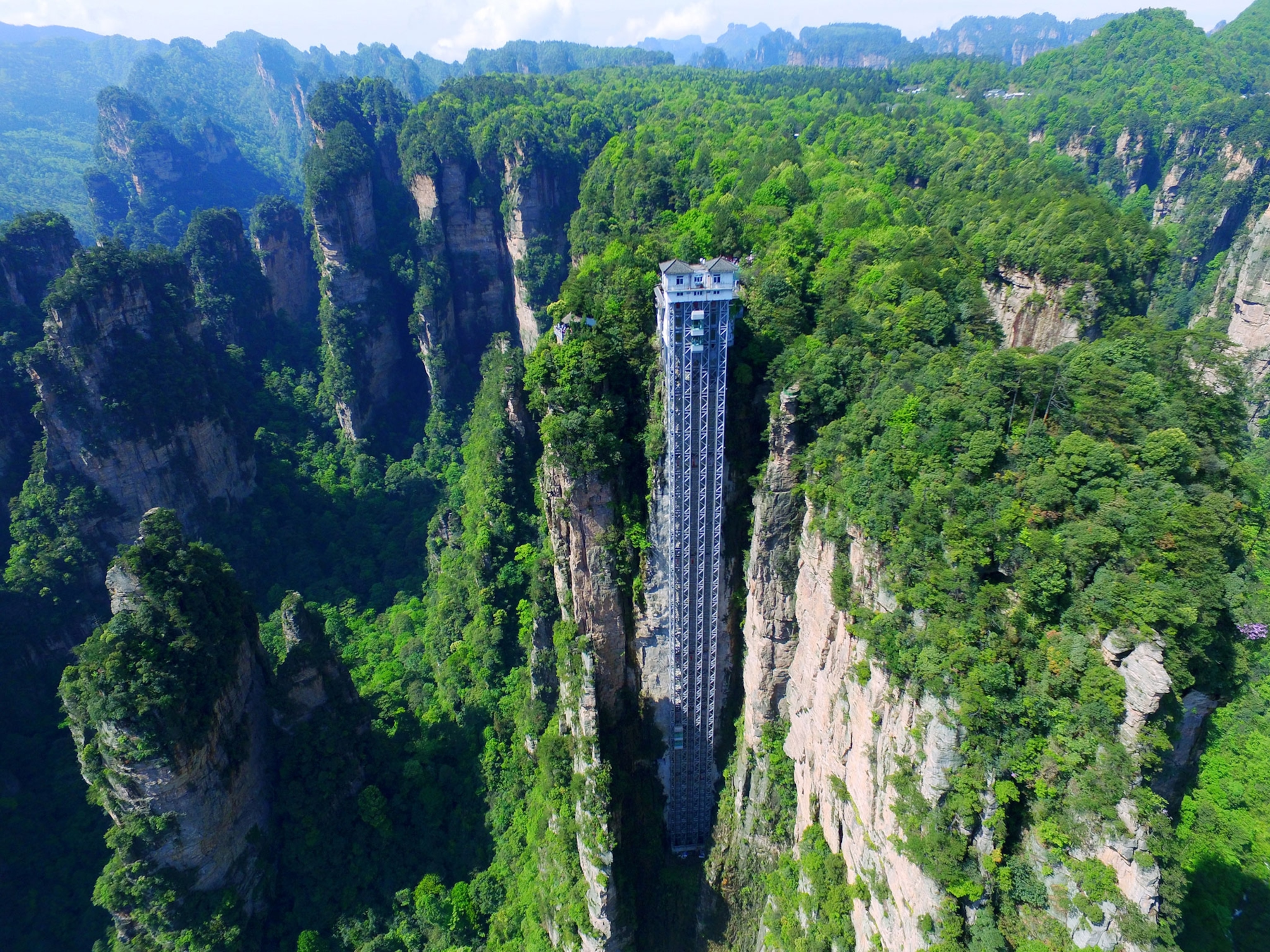Bailong Elevator