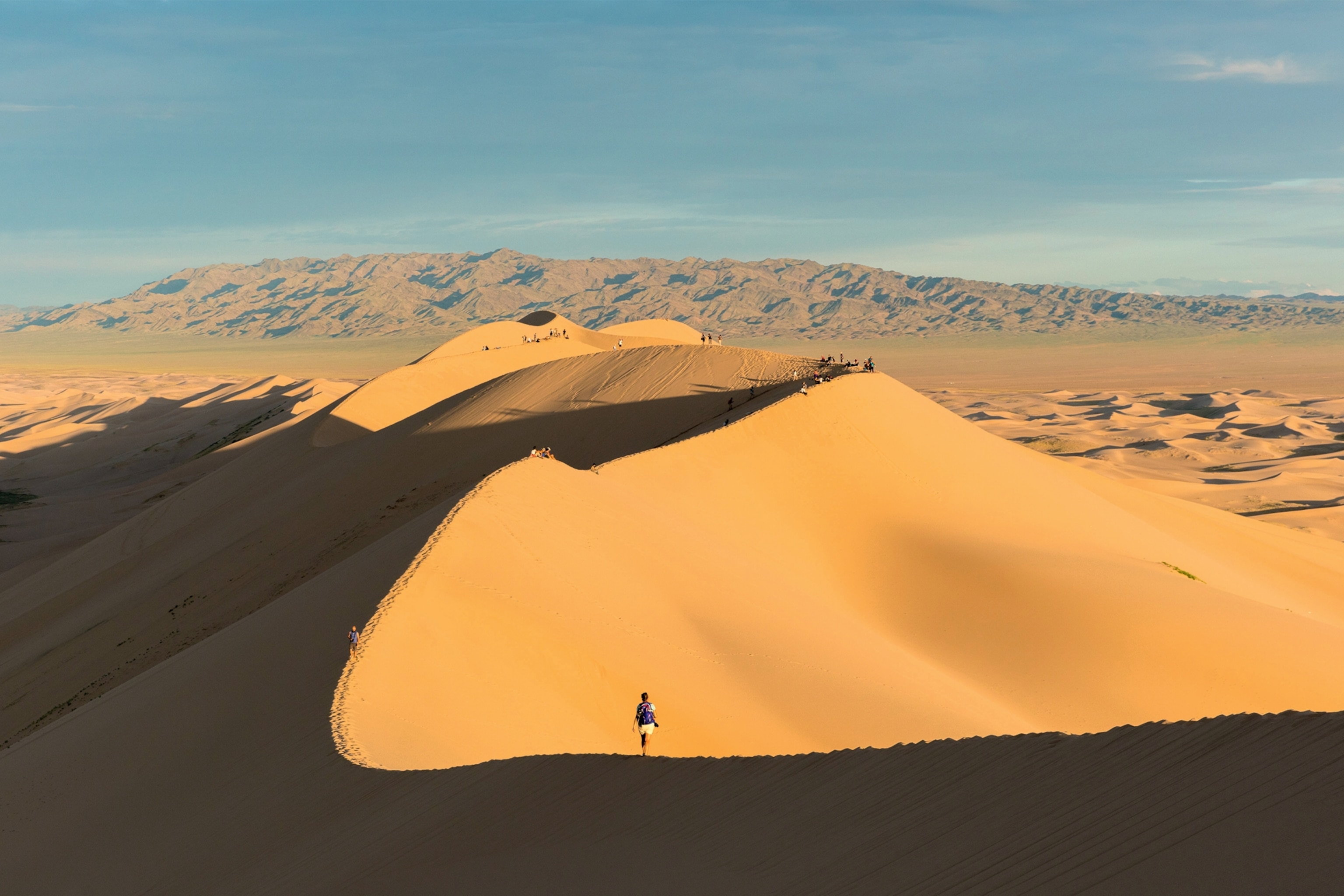 Khongor Sand Dunes
