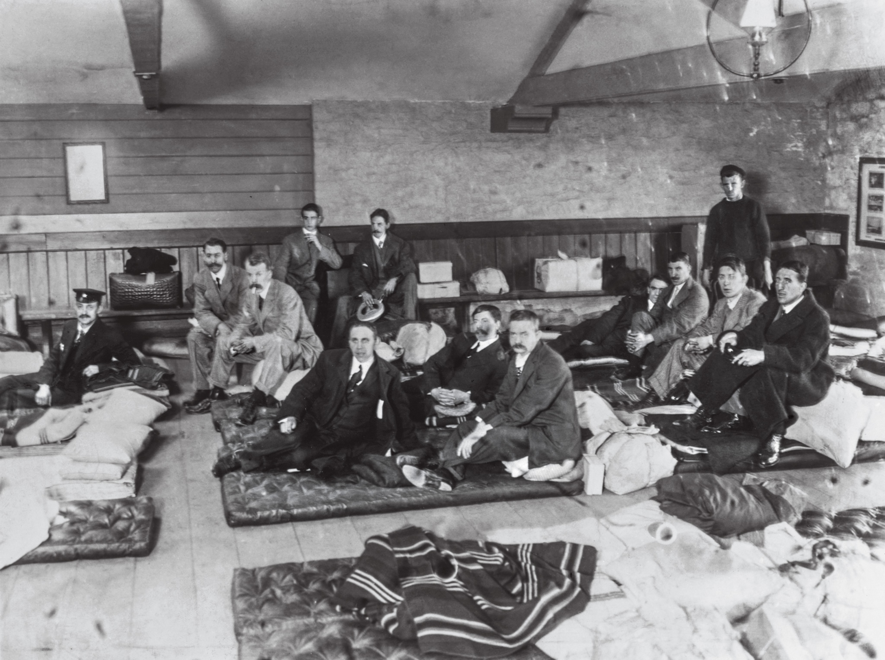 A group of passengers who survived the sinking of the Titanic in 1912.