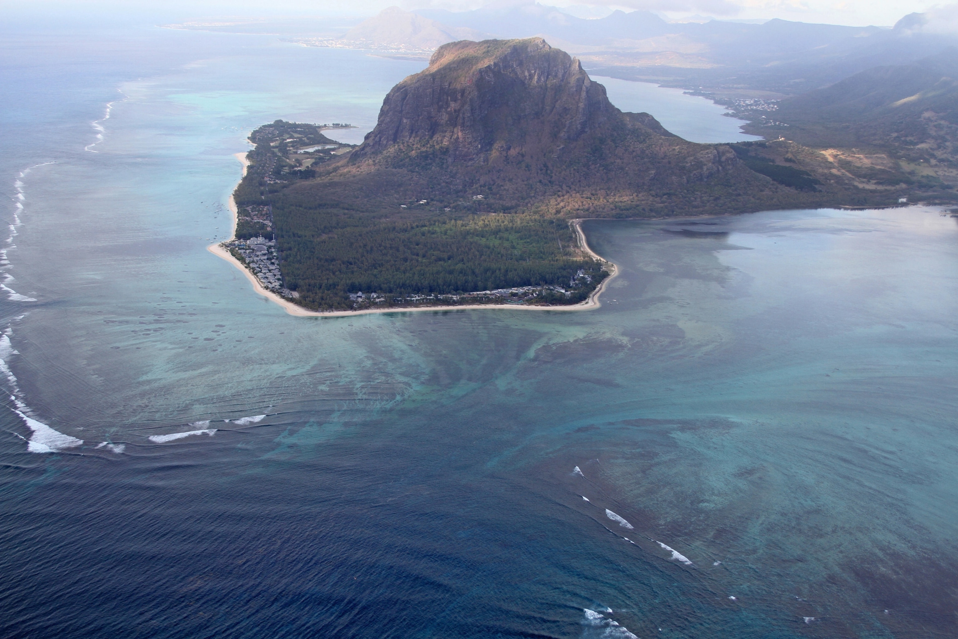 Picture of a peninsula from above