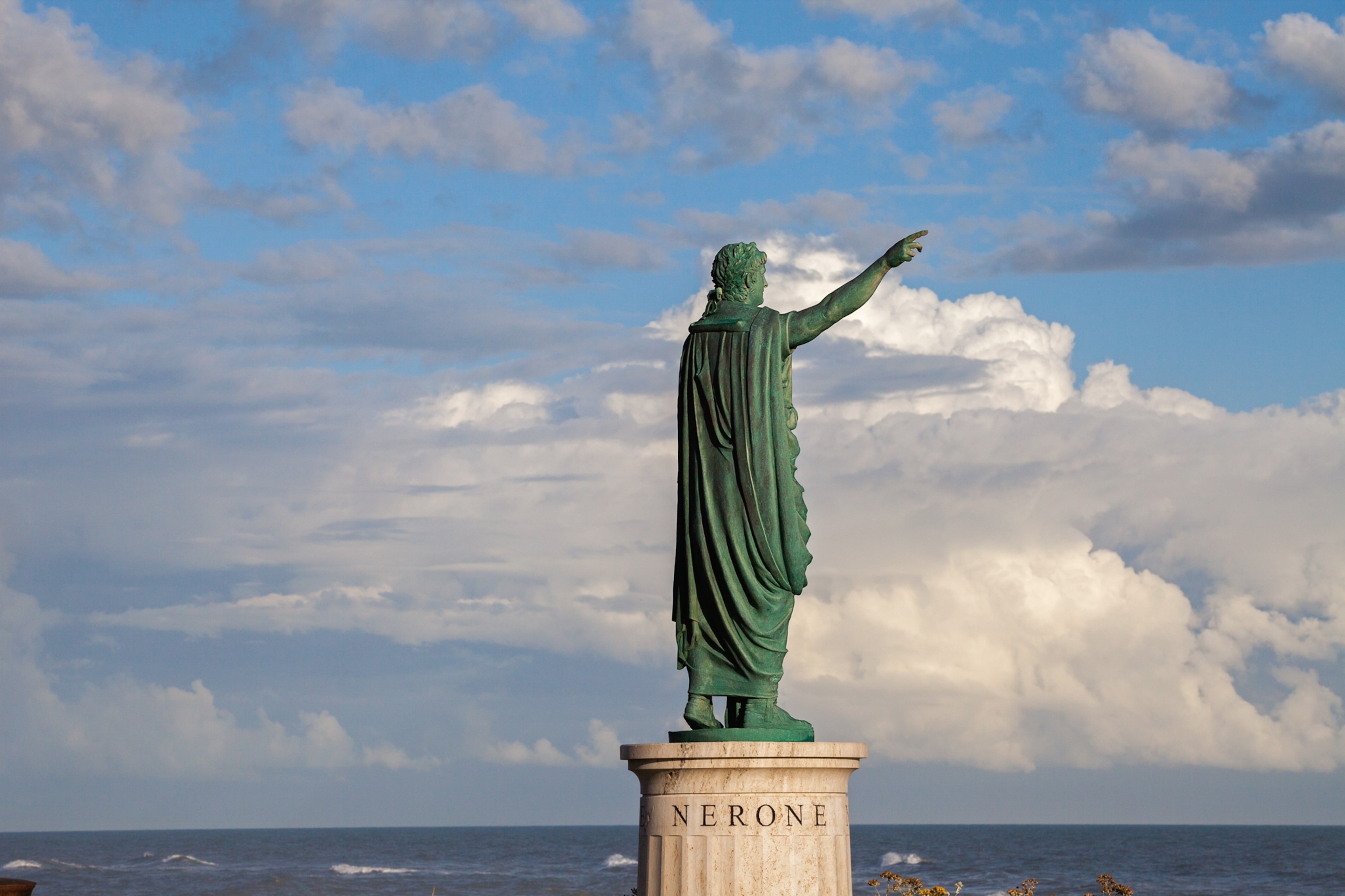 a statue of Nero