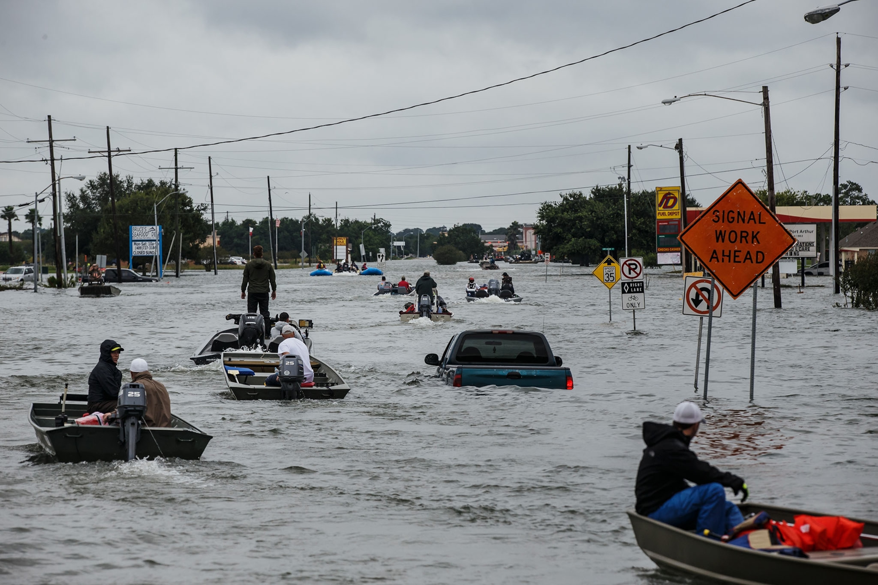 boat rescue traffic