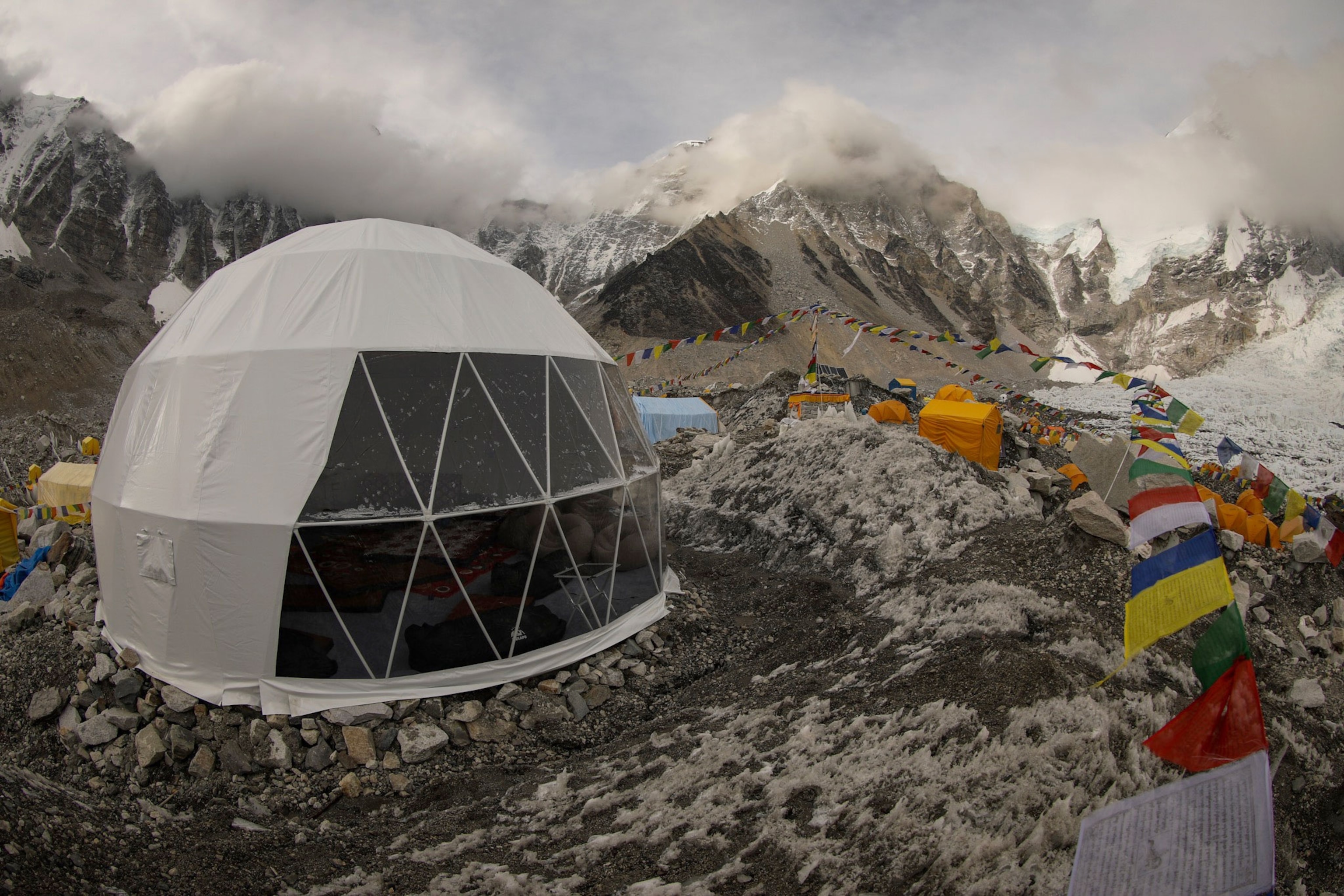 Mount Everest basecamp