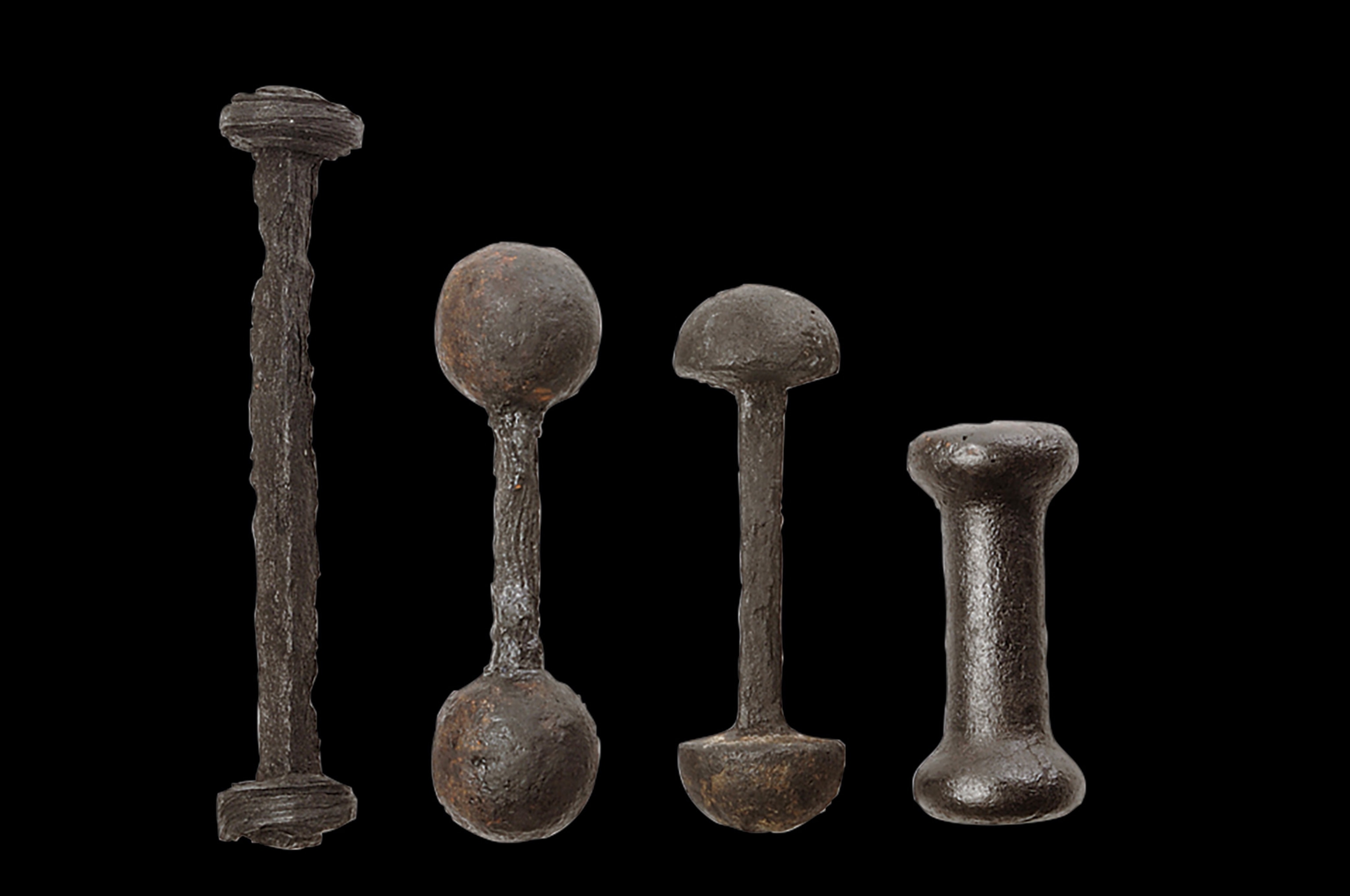Bar shot were common tools for pirates, who used them at close range to destroy the rigging and sails of enemy ships. Due to the weights on either end of the bars, they would spin uncontrollably after being fired from a cannon.