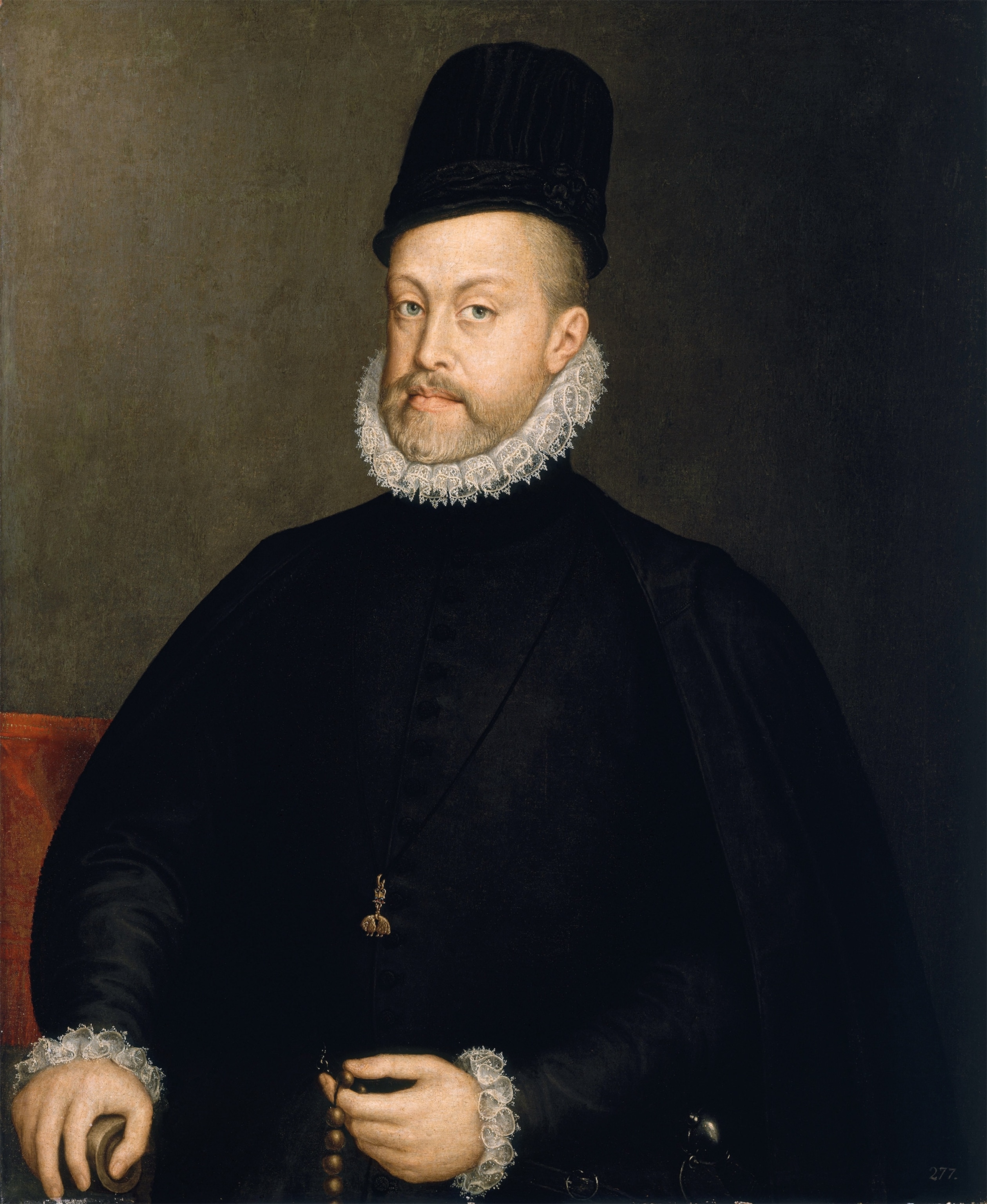 Sofonisba’s 1565 portrait originally depicted the king in a wide, showy cape. In 1573 Queen Anna ordered it to be repainted, to present Philip’s dress austerely, as shown here, and to complement her own portrait.