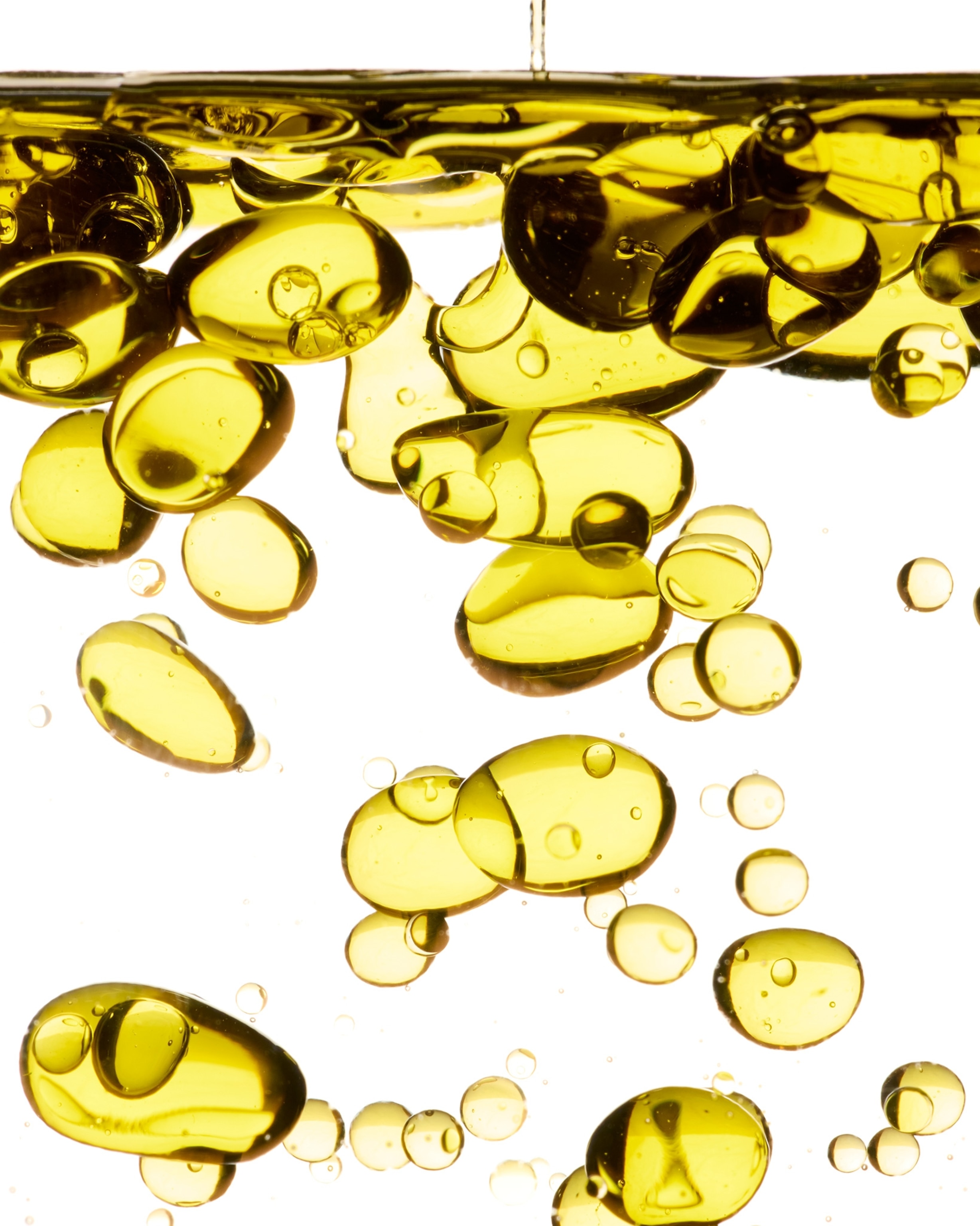 Olive Oil dispersing in water
