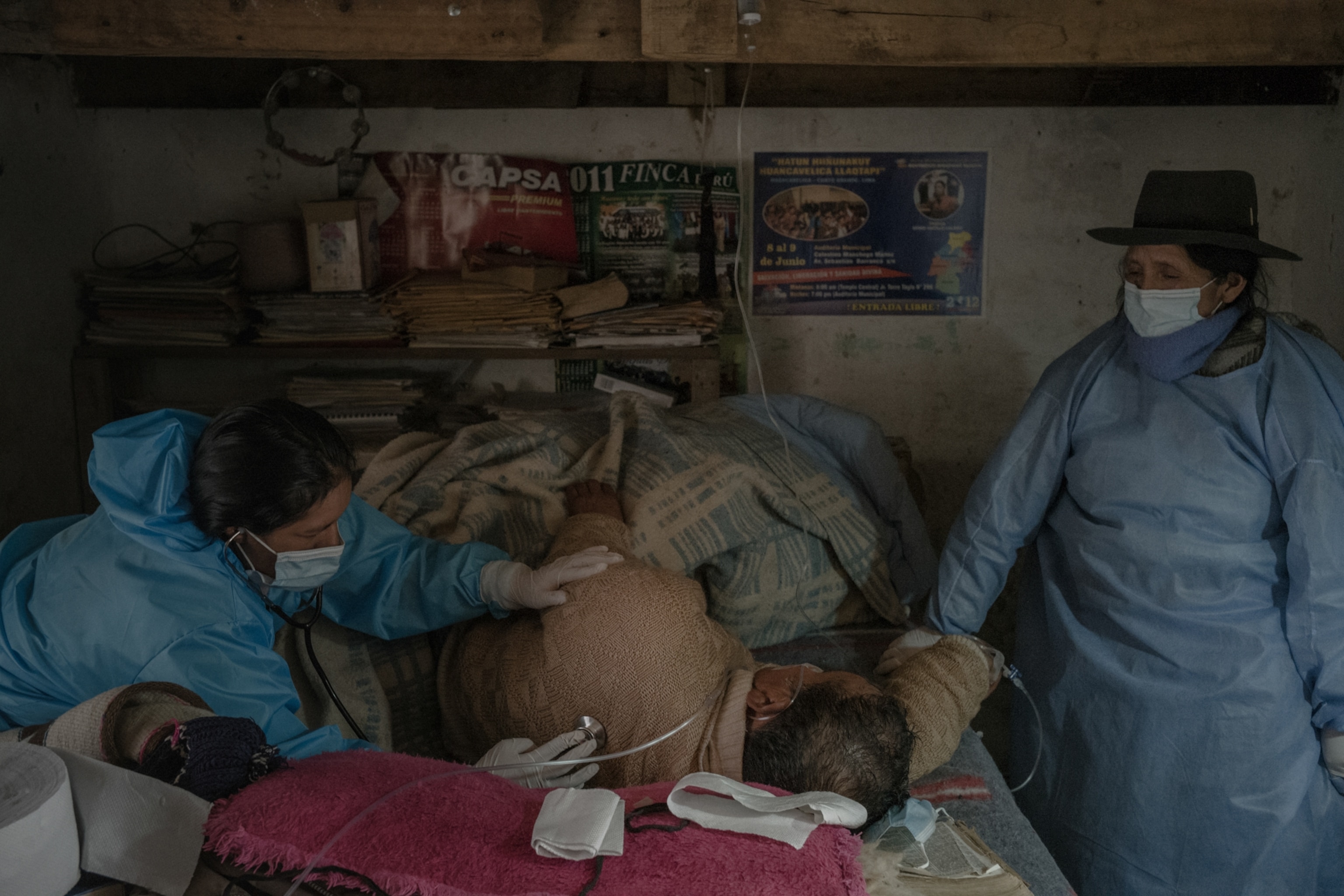 doctors in Peru tend to a patient suffering from Covid-19