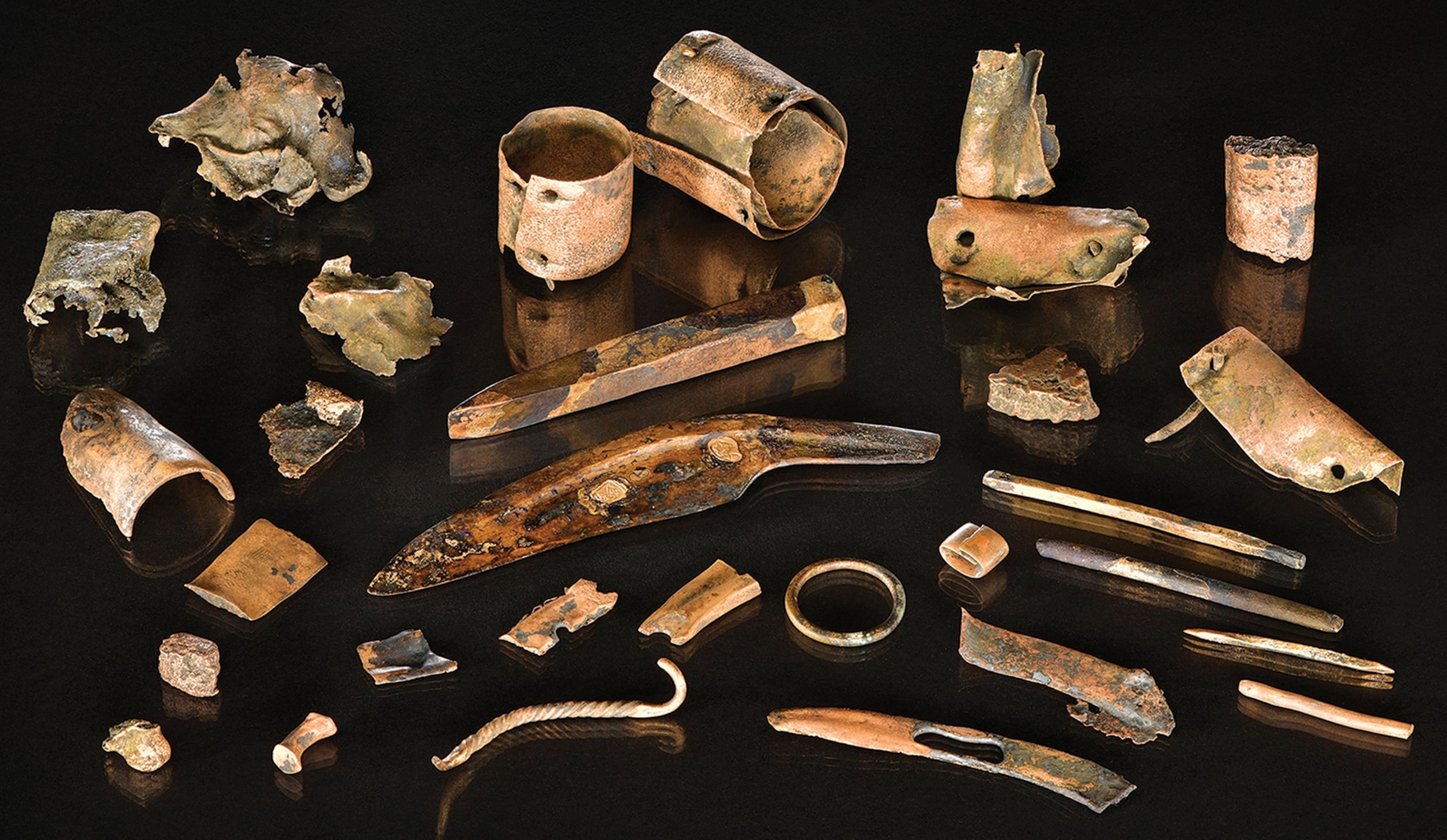 items recovered from a bronze age battlefield