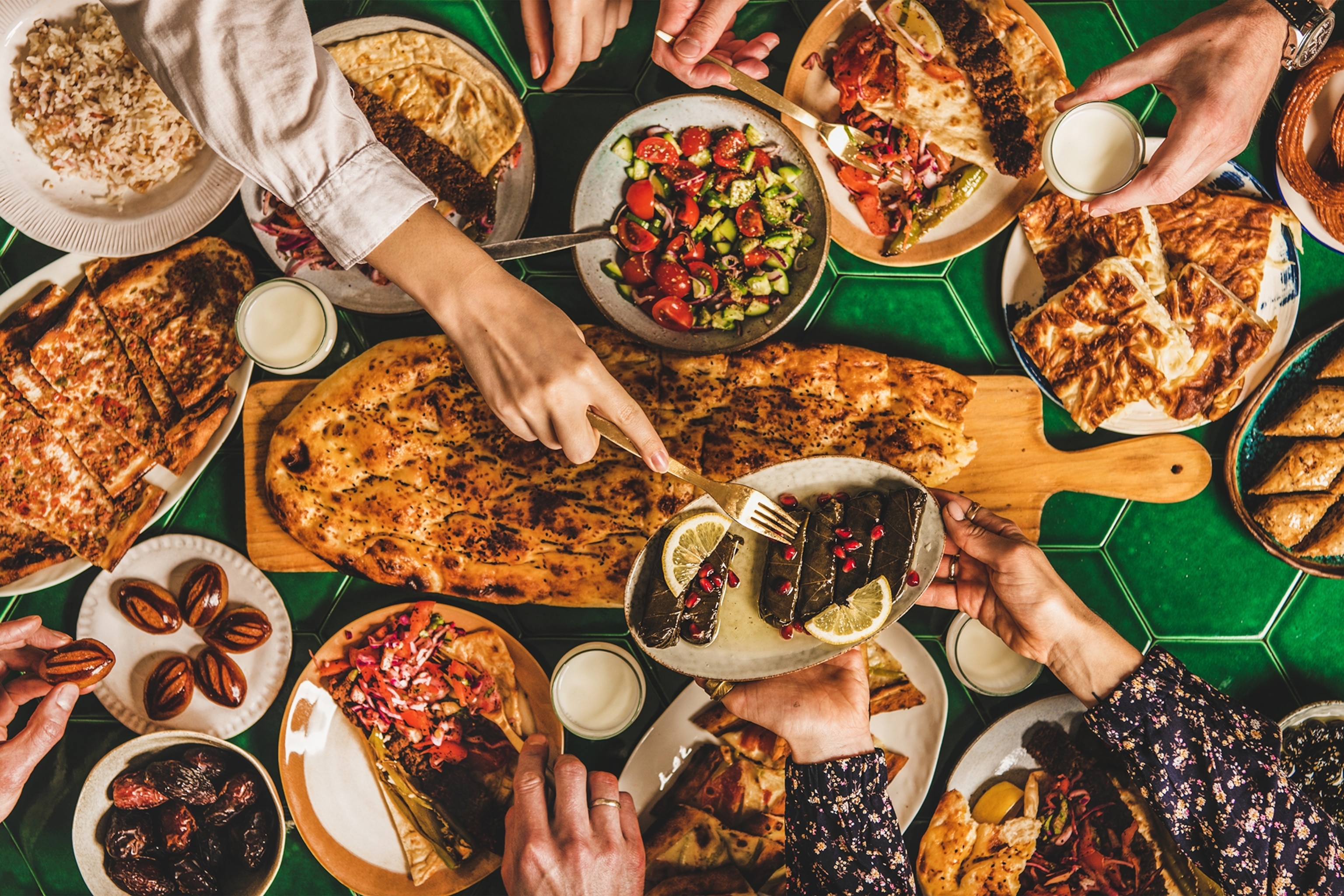 Muslim Ramadan iftar family dinner