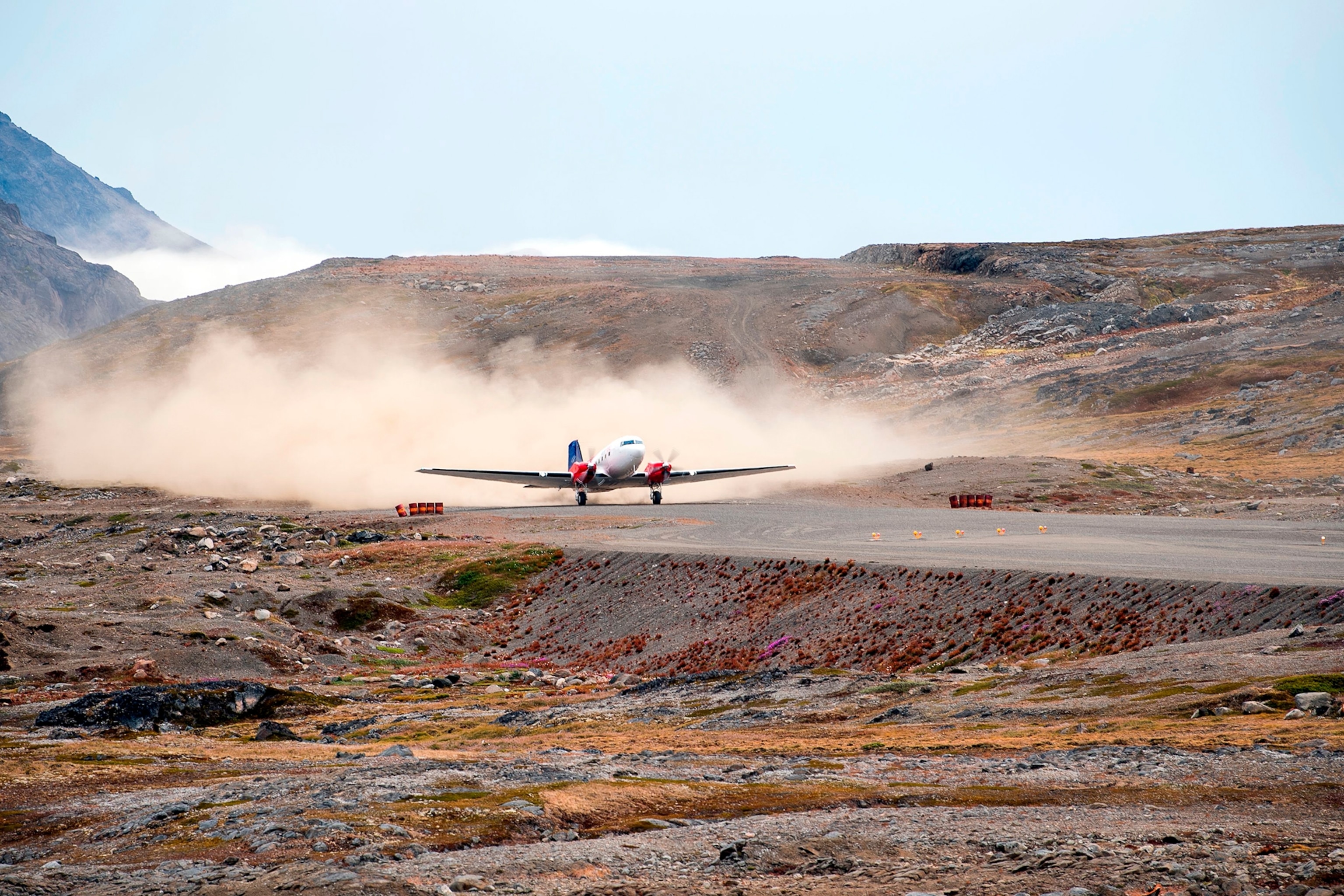 the retrofitted DC3 world war II plane used for the Oceans Melting Greenland research
