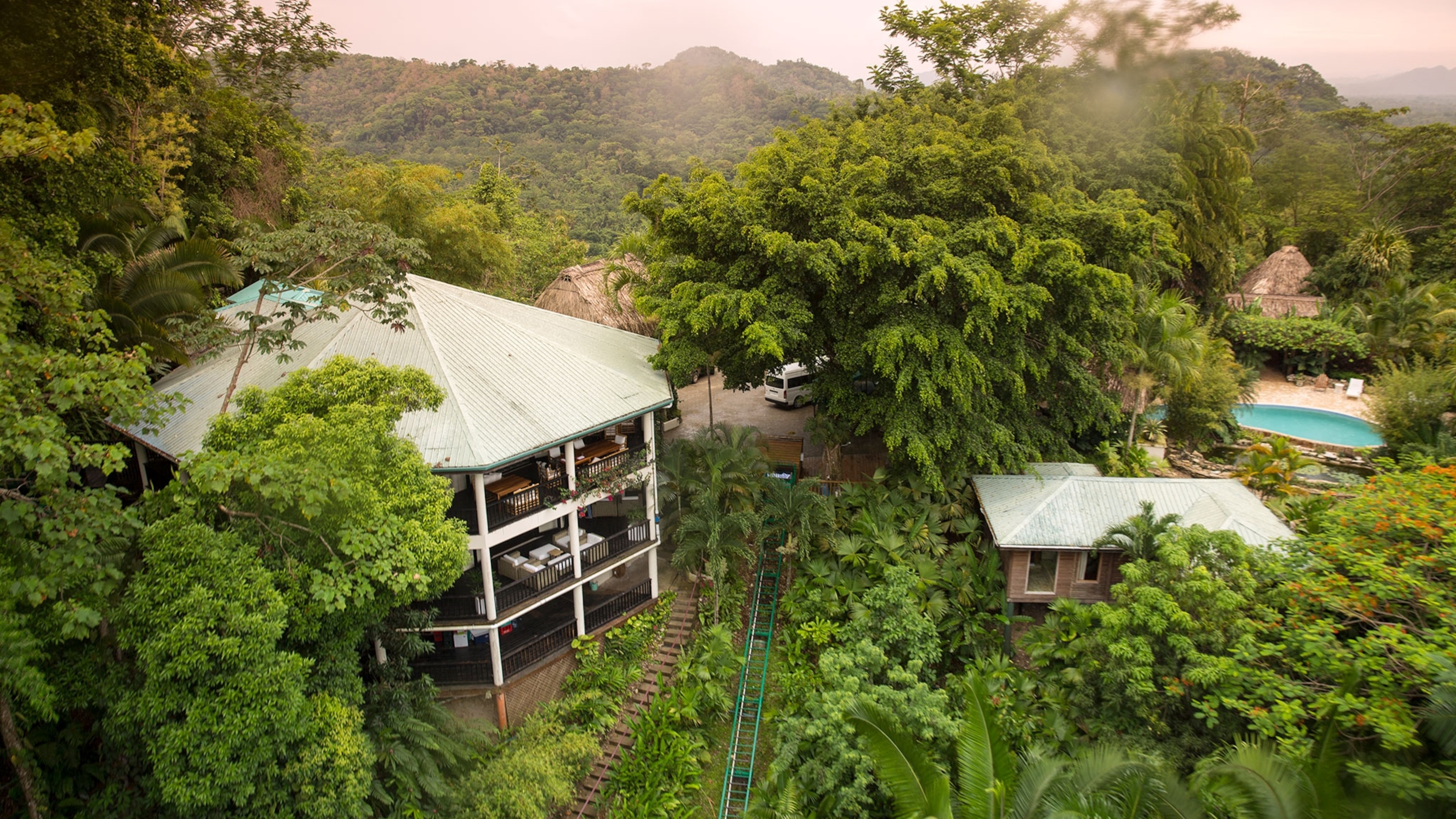 National Geographic Unique Lodges