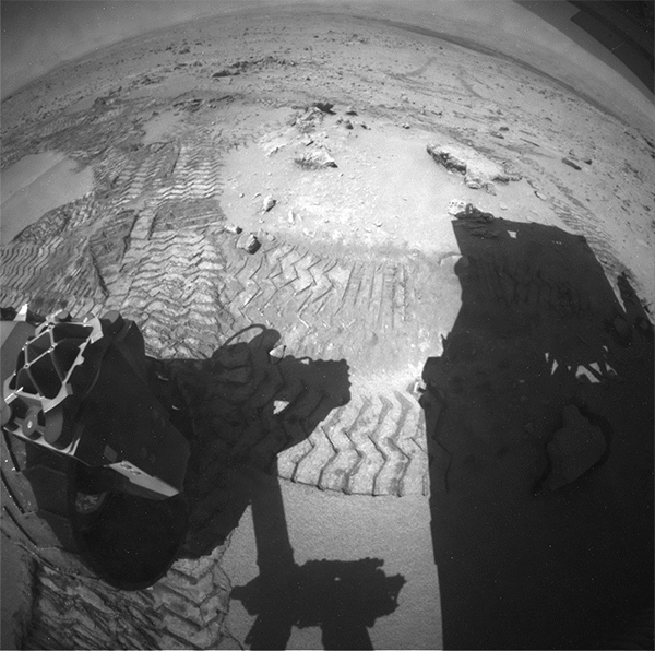 GIF of Curiosity's view on Mars