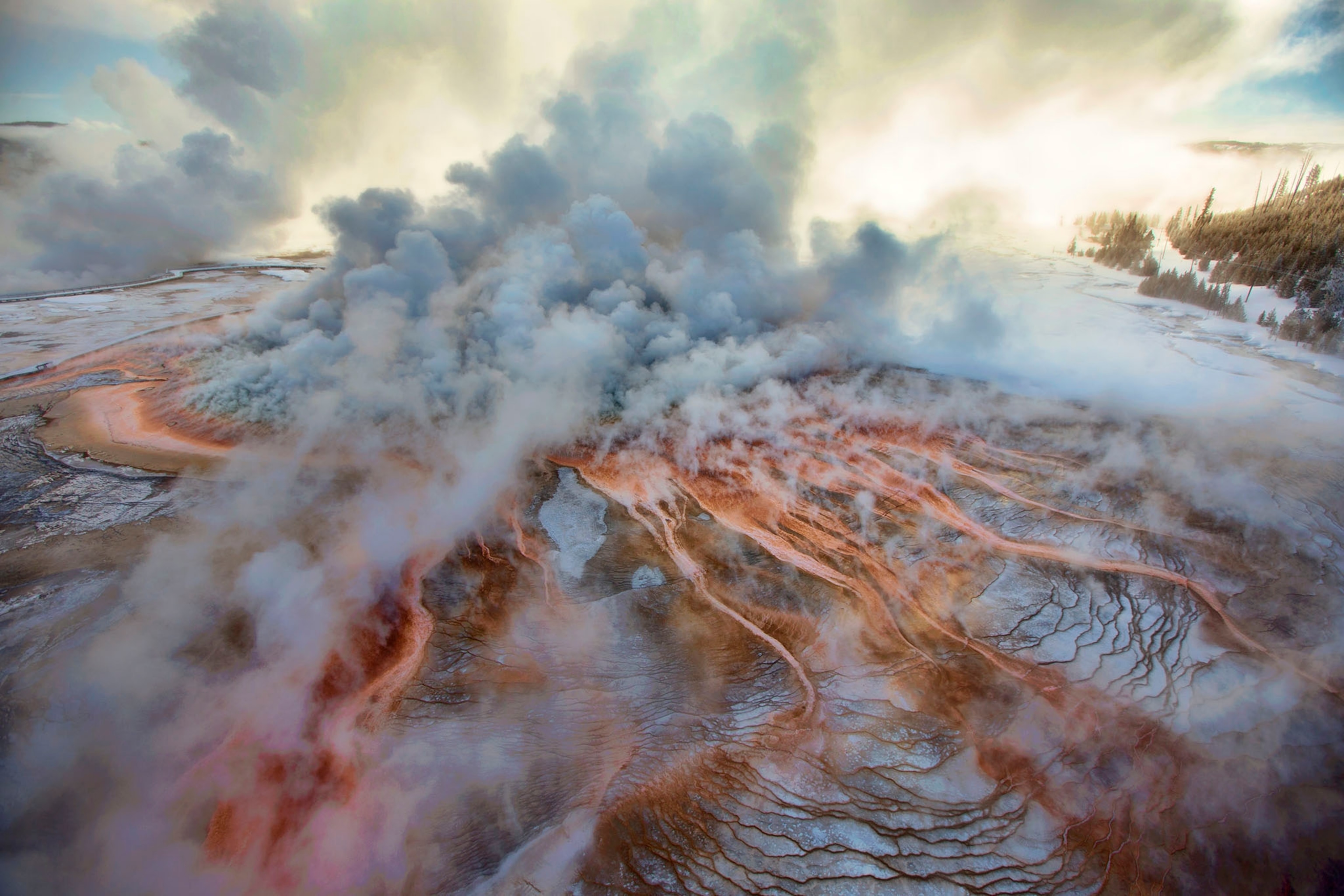yellowstone thermal spring