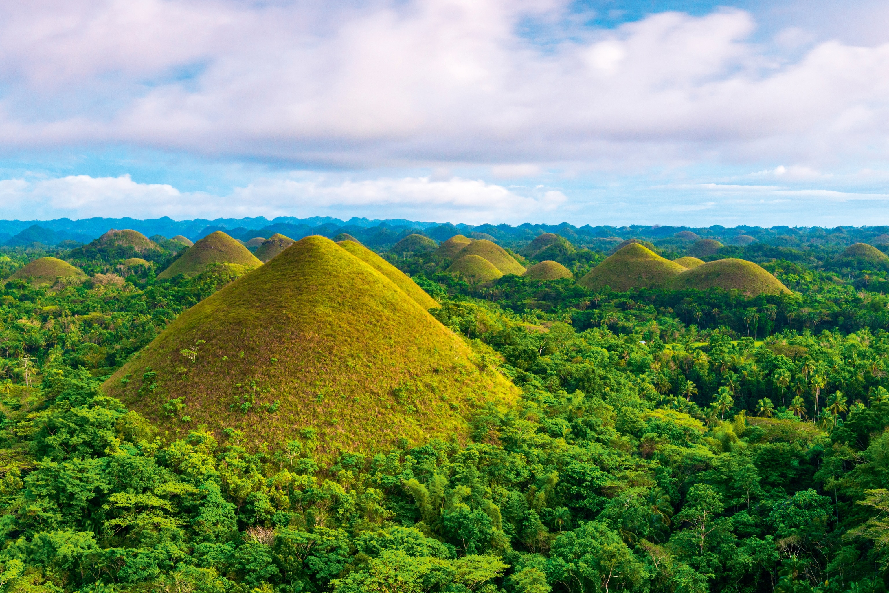 chocolate hills, philippines